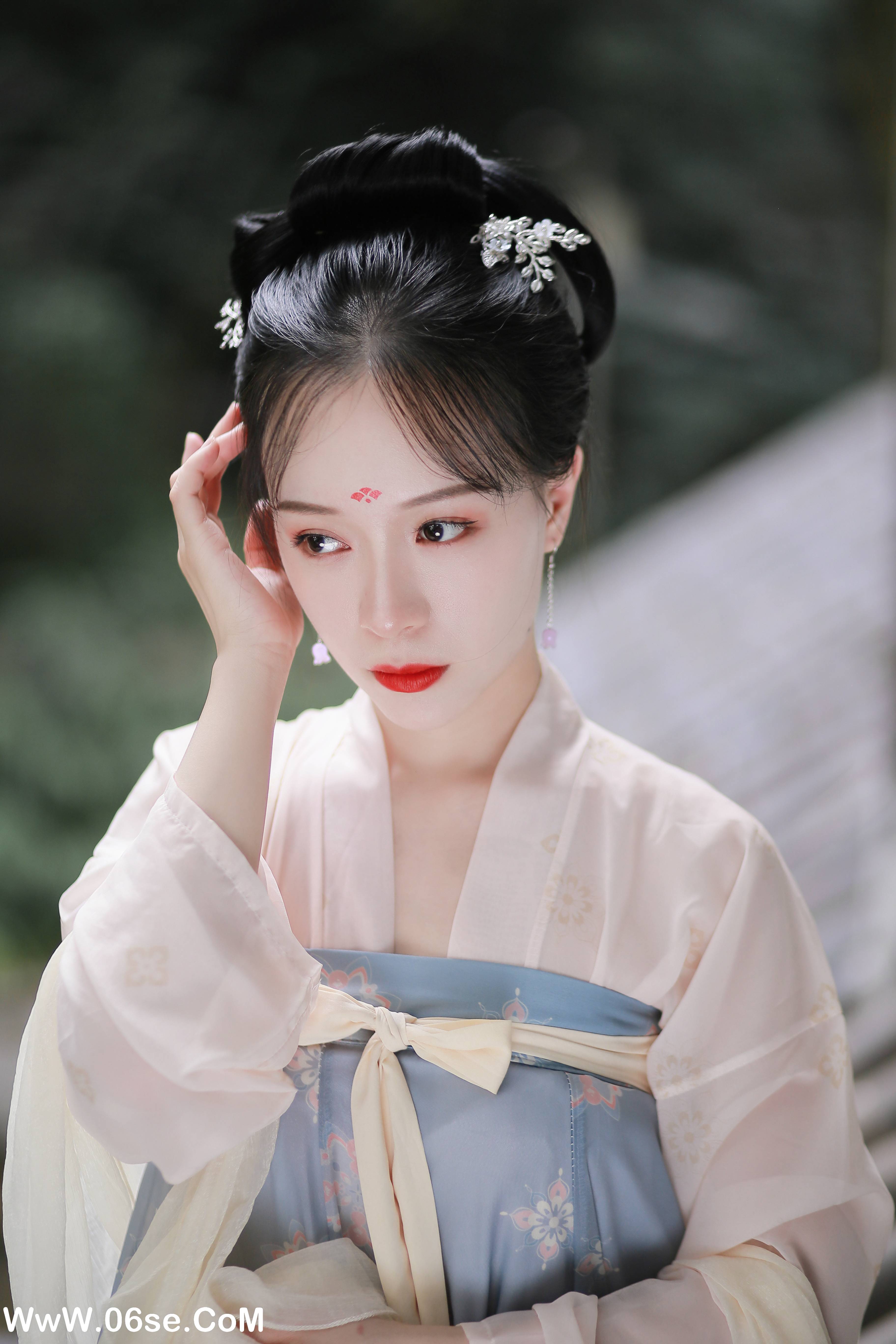 图片[18]-[YITUYU艺图语]2022.01.18 蝶恋花 花泽阮阮[+1P／MB]-六色网
