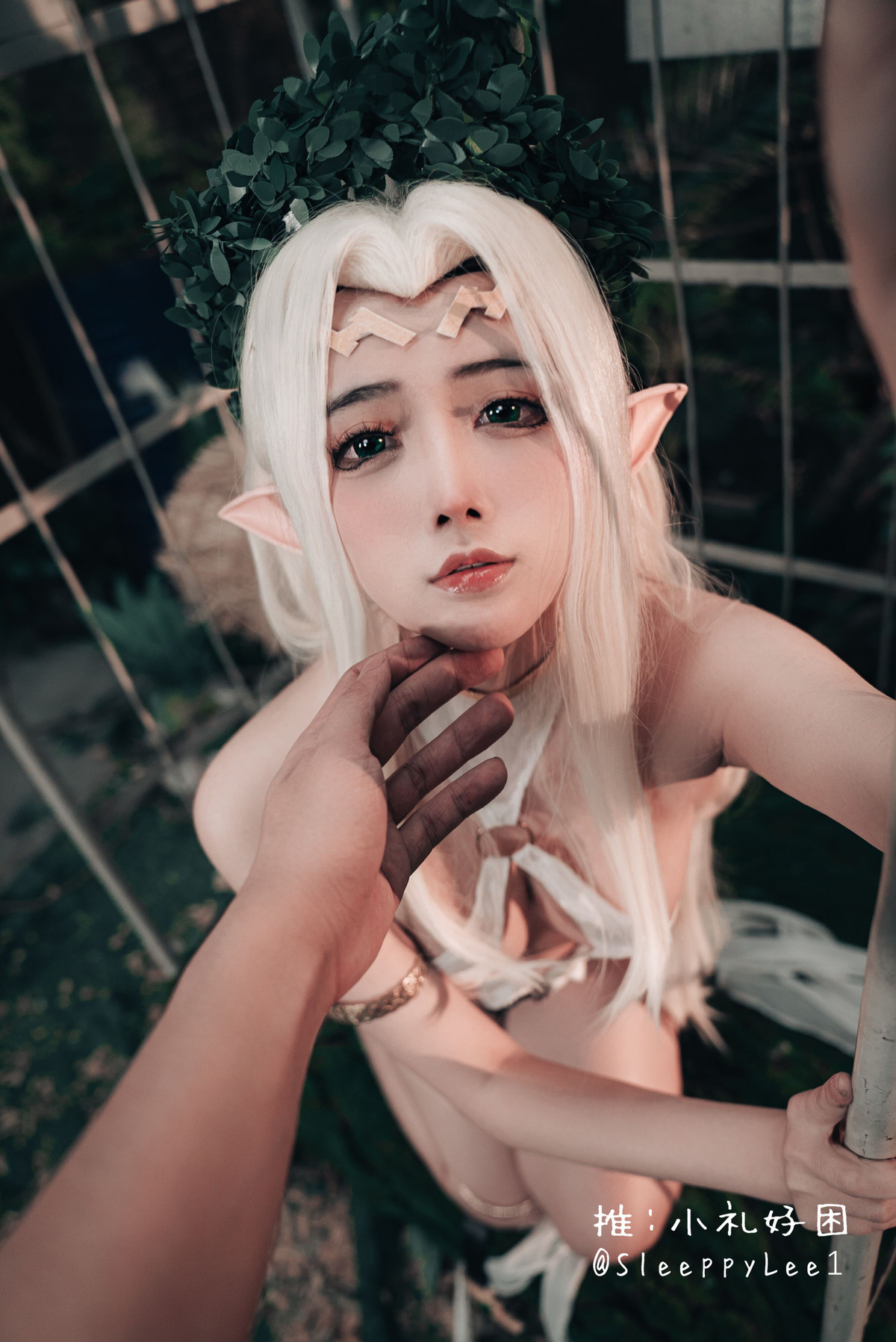 小礼好困 Cosplay 白精灵 7