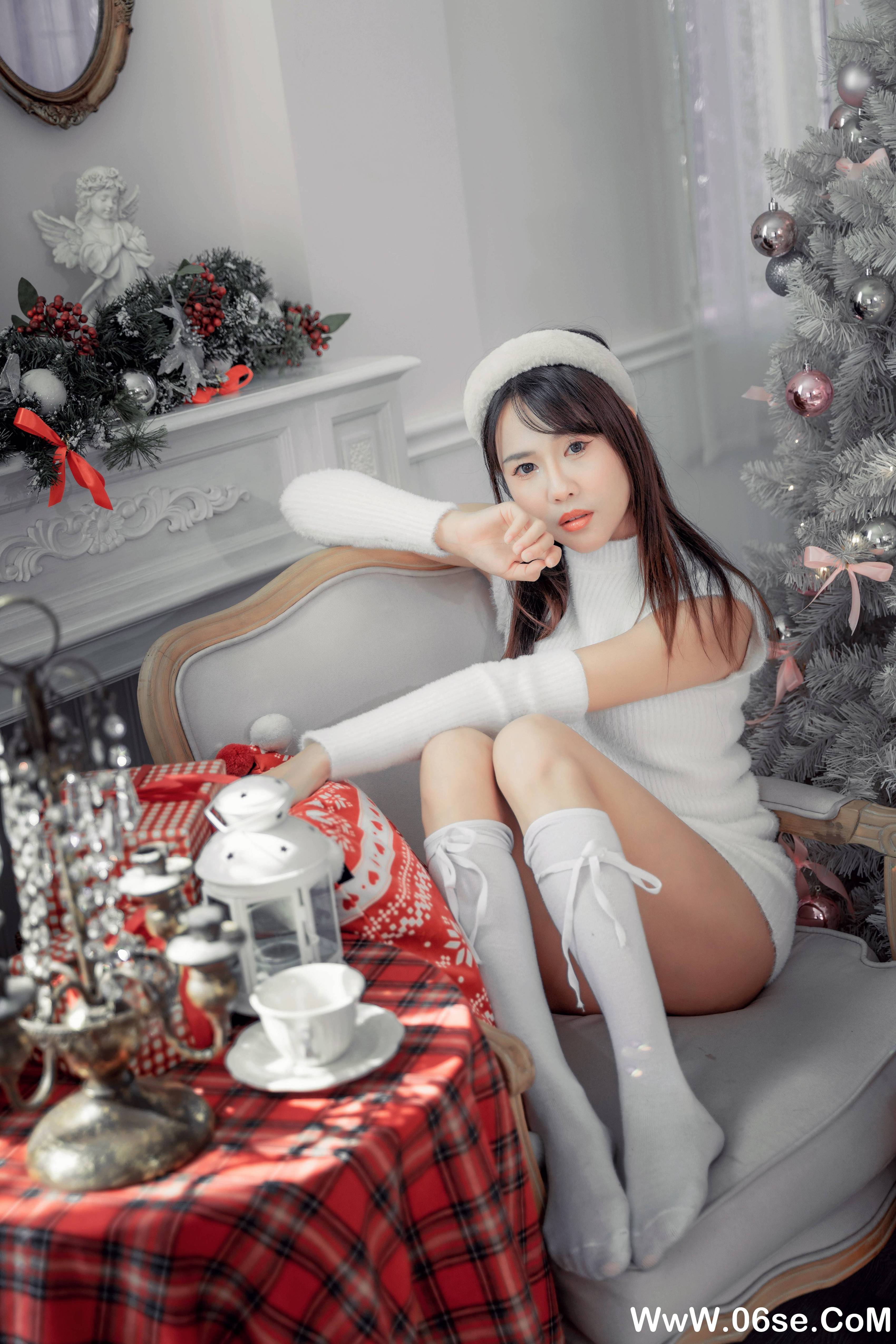 图片[11]-[YITUYU艺图语]2021.12.21 圣诞少女 lin[41+1P／446MB]-六色网