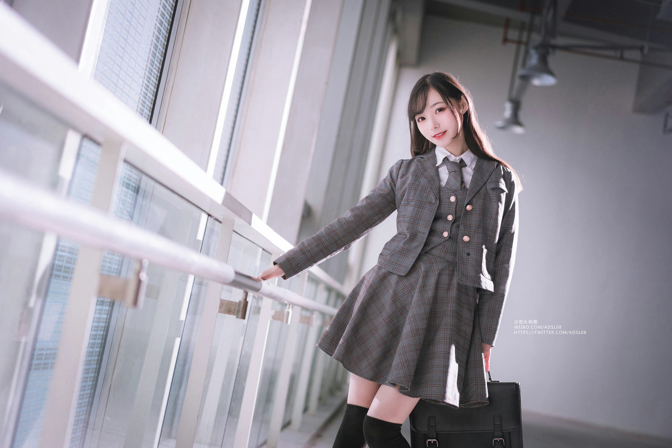 图片[34]-045 迷失幻境系列 – 第045期（JK制服） [77P-170.87 MB]-六色网
