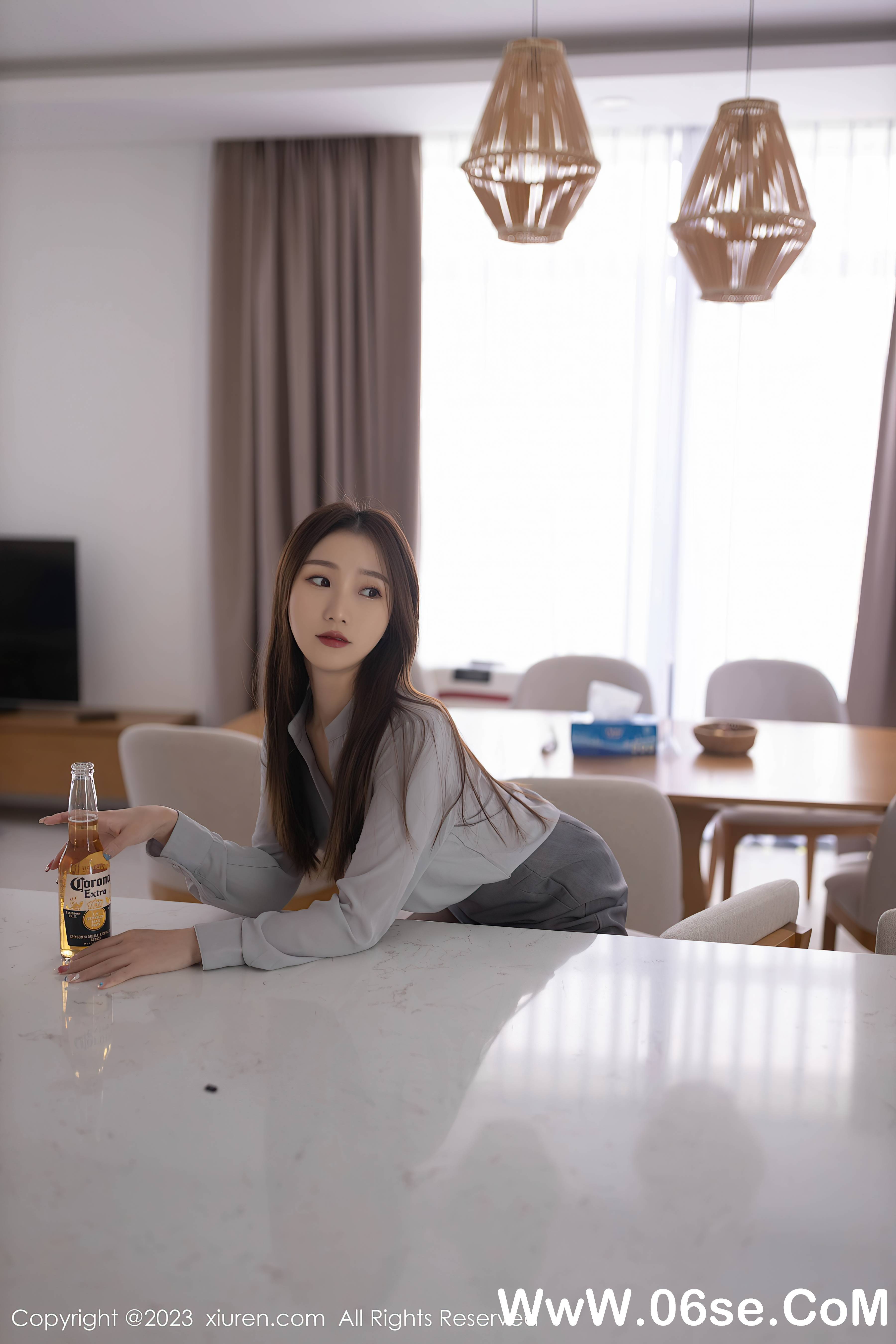 图片[2]-[XiuRen秀人网] 2023.06.28 NO.6989 杏子Yada-六色网