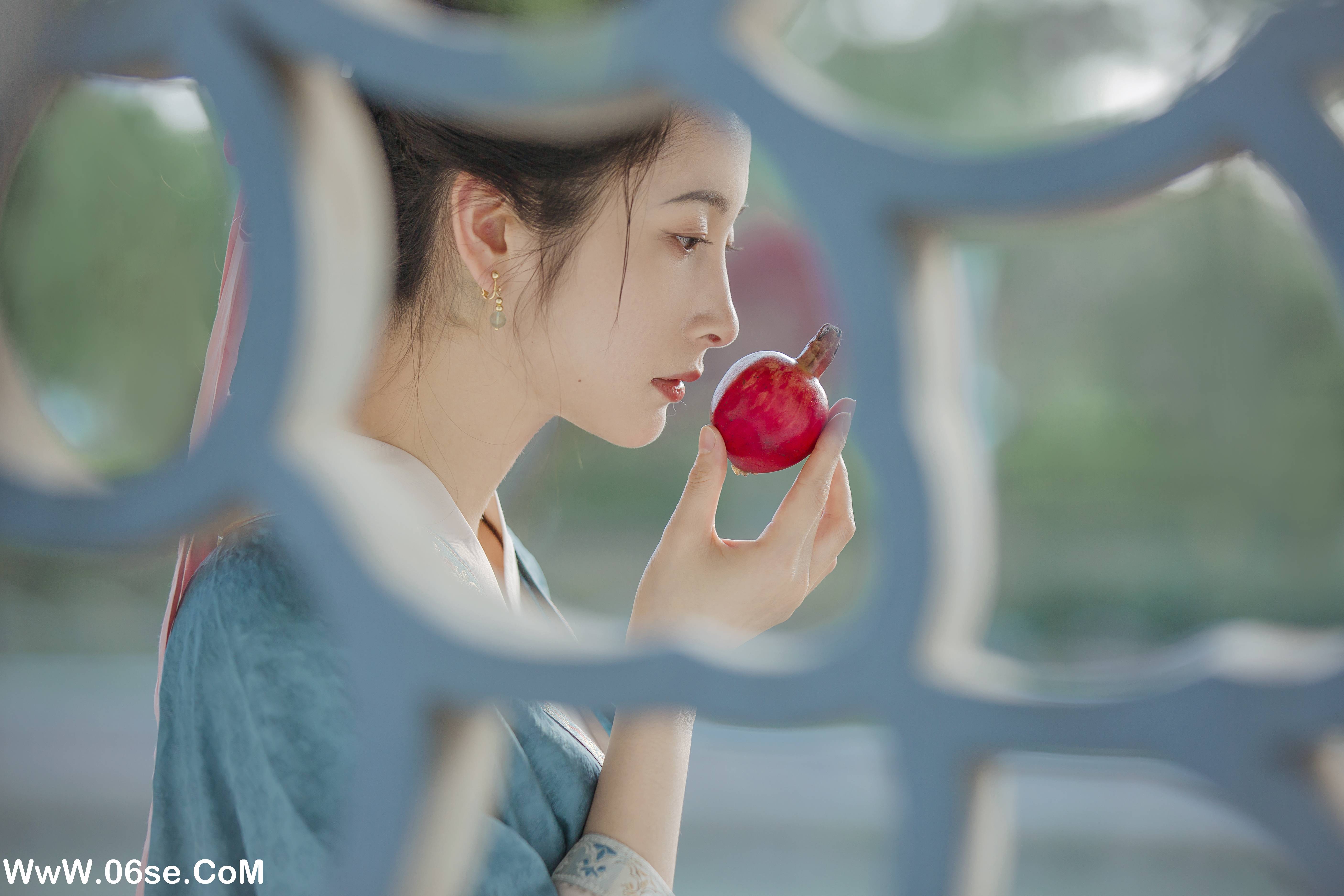 图片[8]-[YITUYU艺图语]2022.06.29 拾尽千苍色，携来两袖风 五月的三花猫[27P-165.7M]-六色网