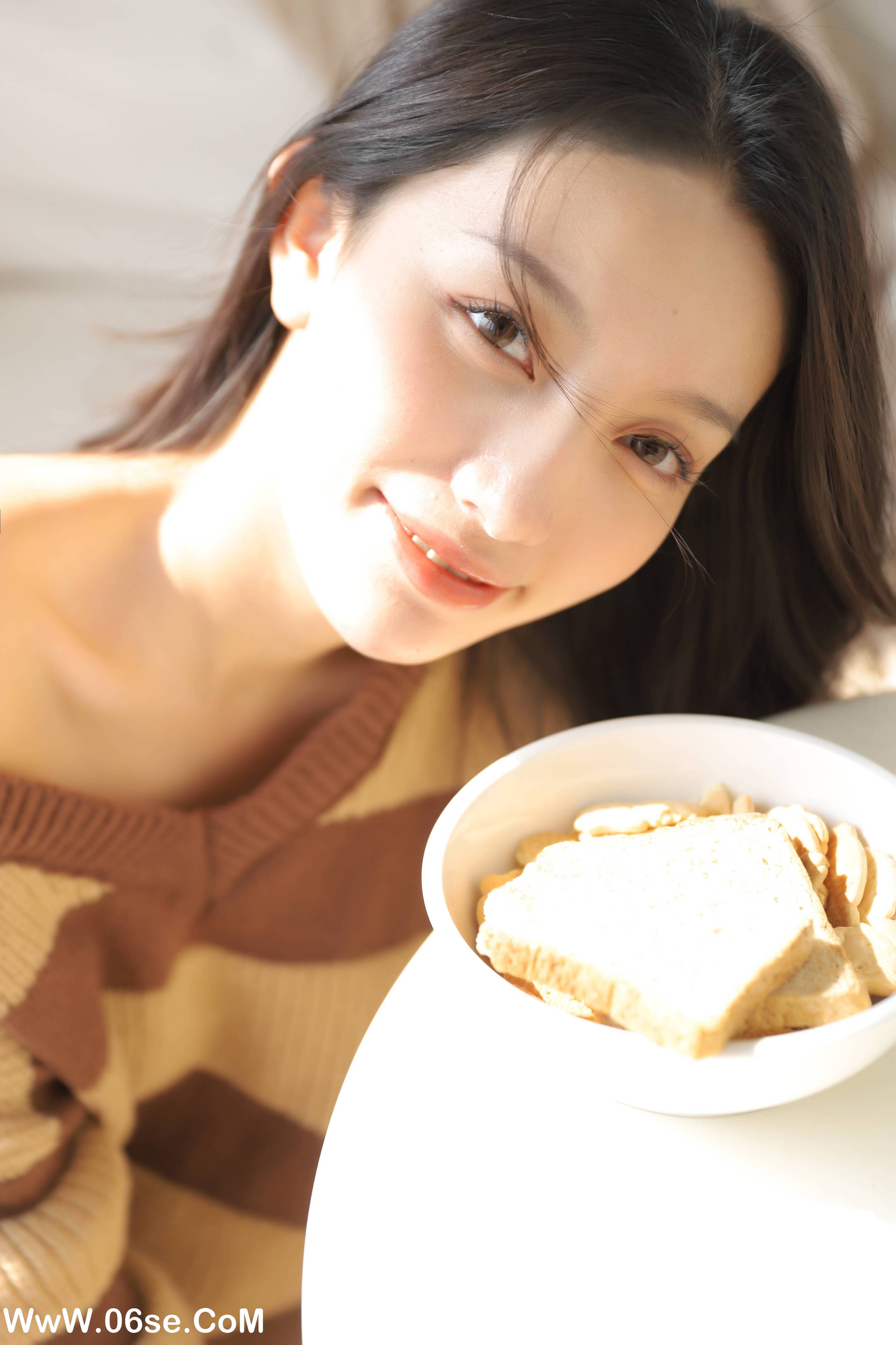 图片[24]-[YITUYU艺图语]2022.11.23 一杯热可可 柠萌婧啊[38+1P／335MB]-六色网