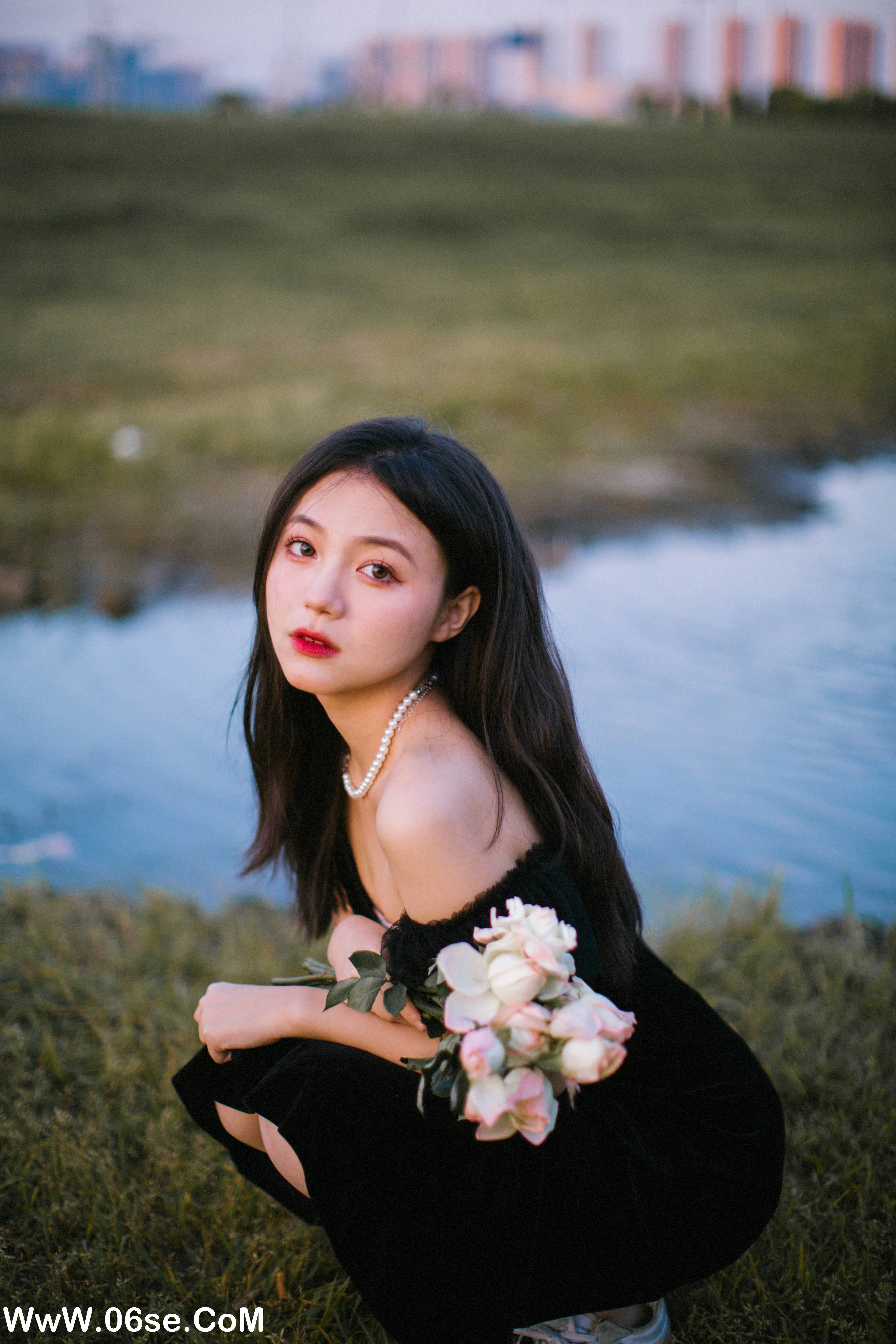 图片[8]-[YITUYU艺图语]2022.07.14 少女与花 夏芸是只小考拉[24+1P／313MB]-六色网