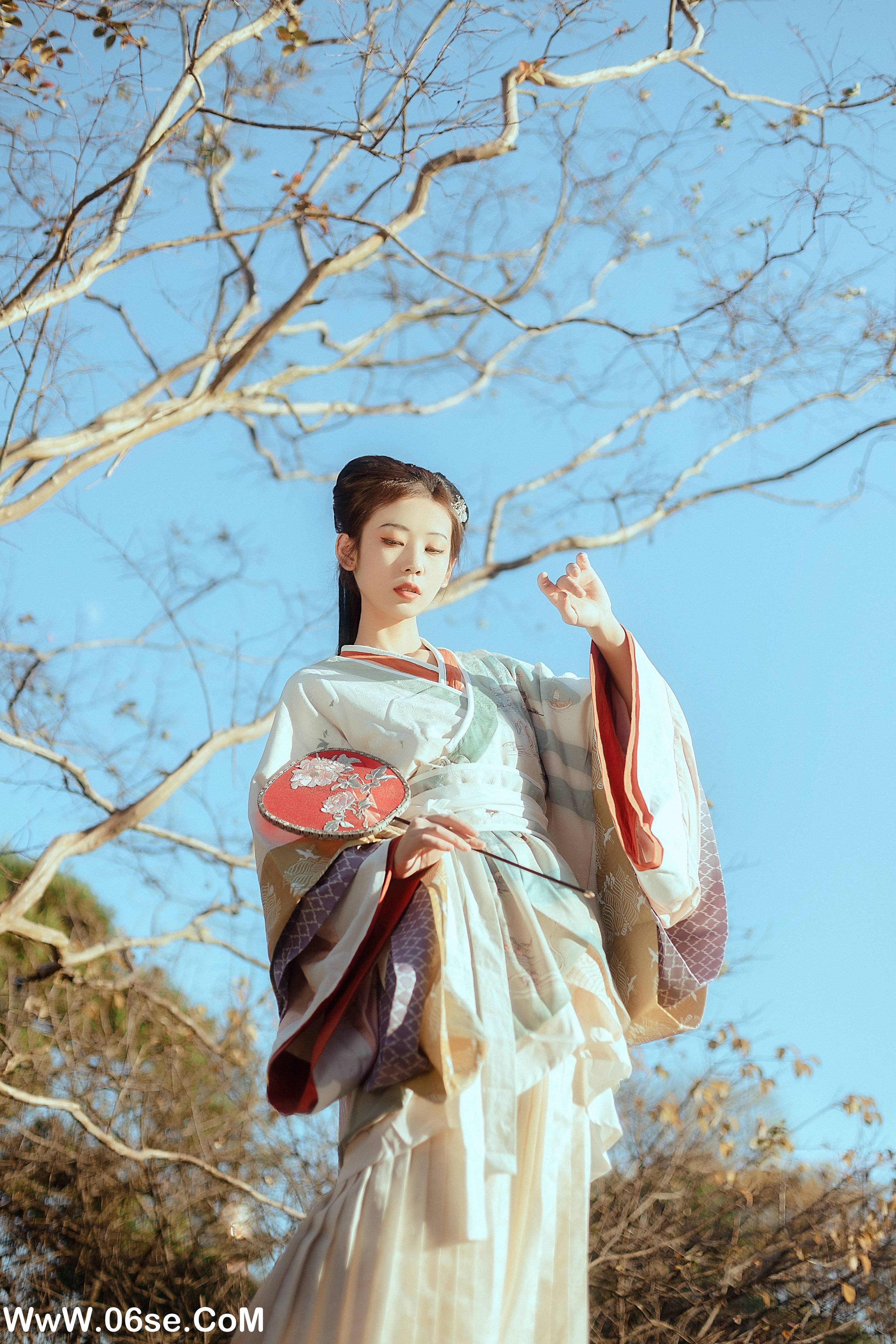 图片[4]-[YITUYU艺图语]2022.12.12 不负秋 夏夏夏桐[22+1P／398MB]-六色网