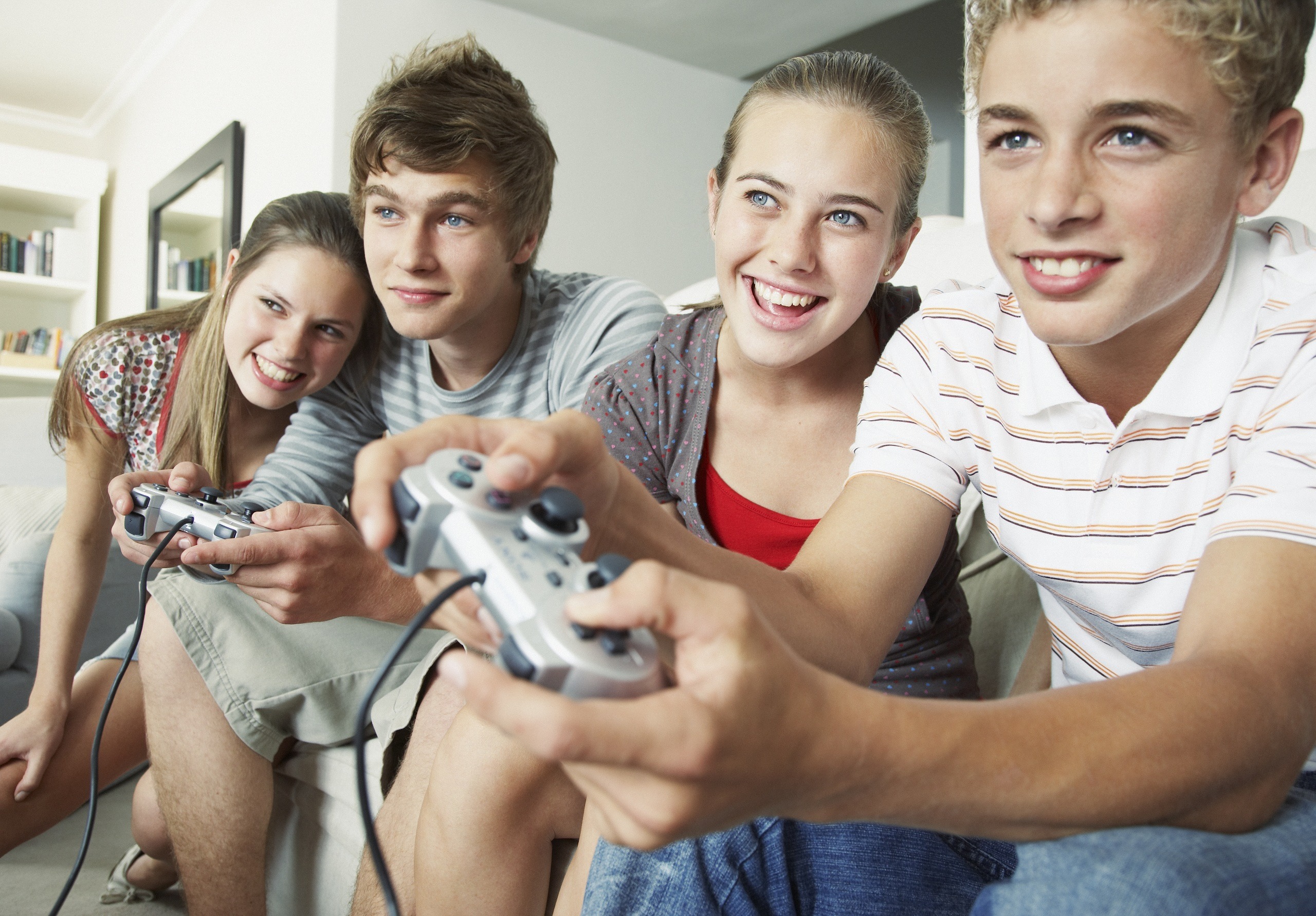 Meet Teenagers Online