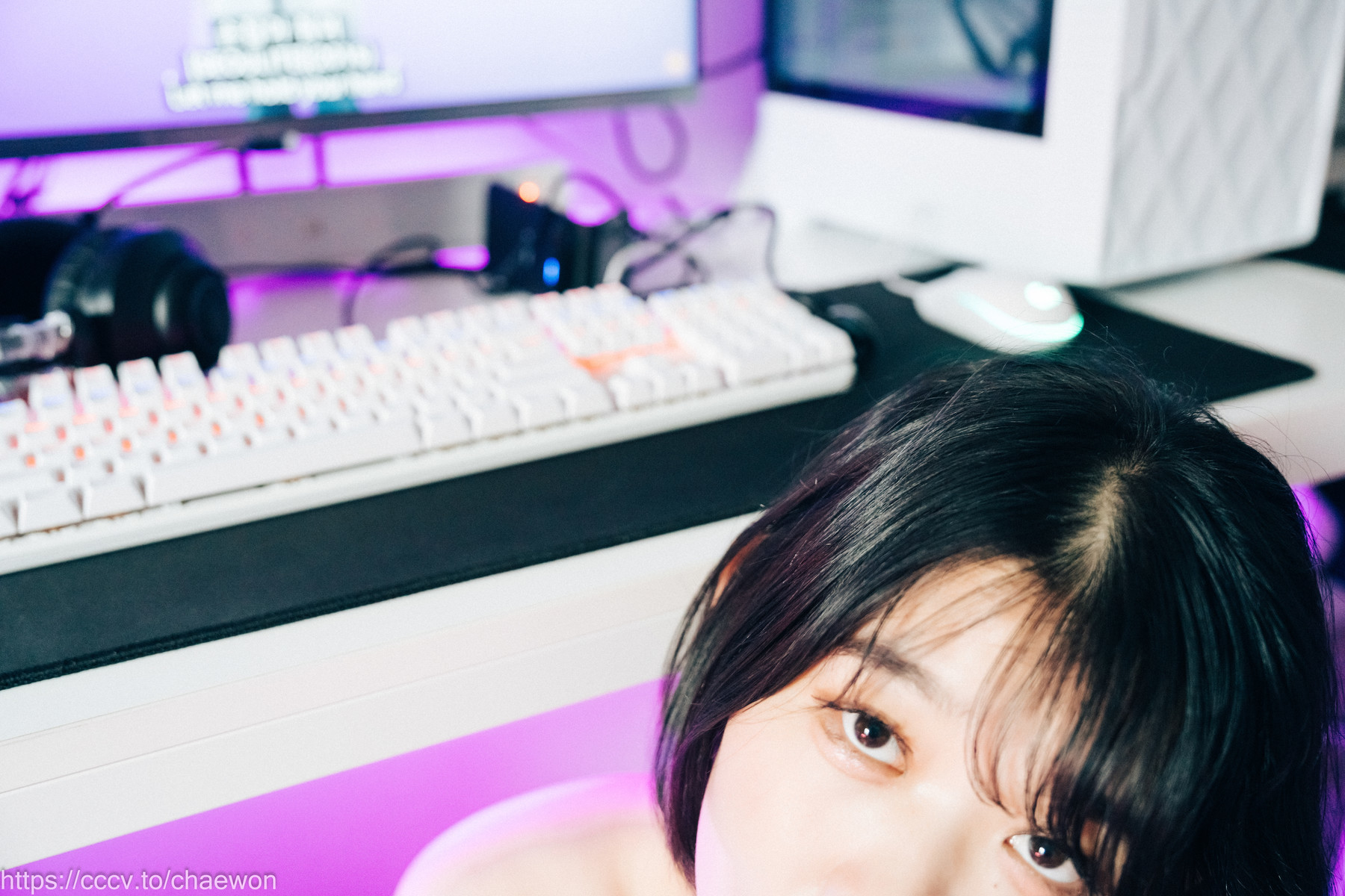 ZIA.Kwon 권지아, [Loozy] PC Room With SP Set.01 68