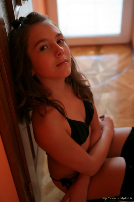 [Image: d727767332f309b0317a3.jpg]
