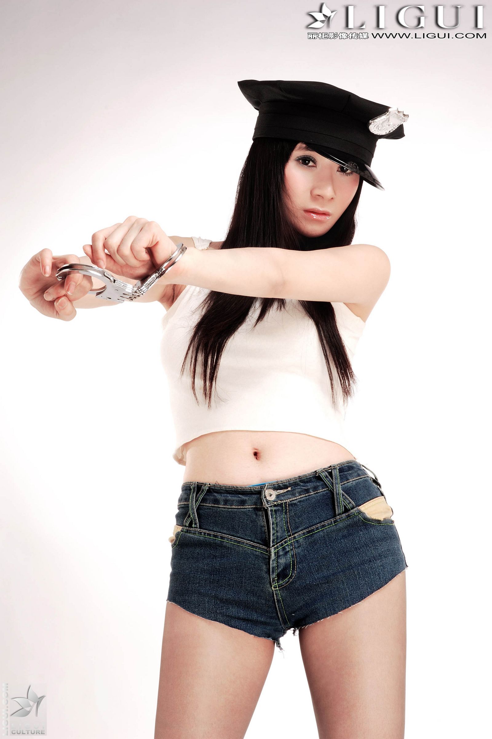 [Image: d74b566dd8764360f19e0.jpg]