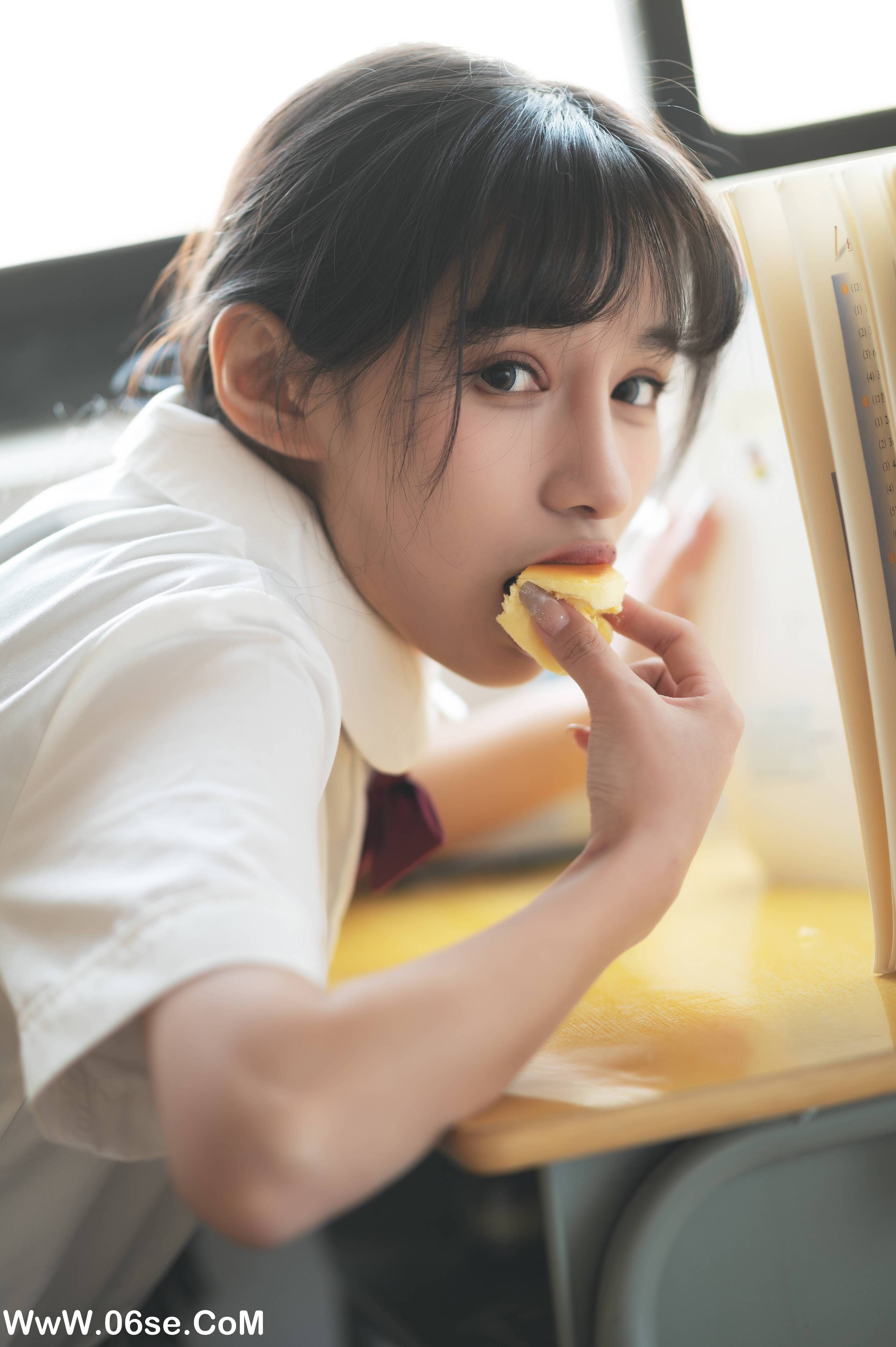 图片[13]-[YITUYU艺图语]2022.05.15 放学等我 蛋蛋[32P-267.34 MB]-六色网