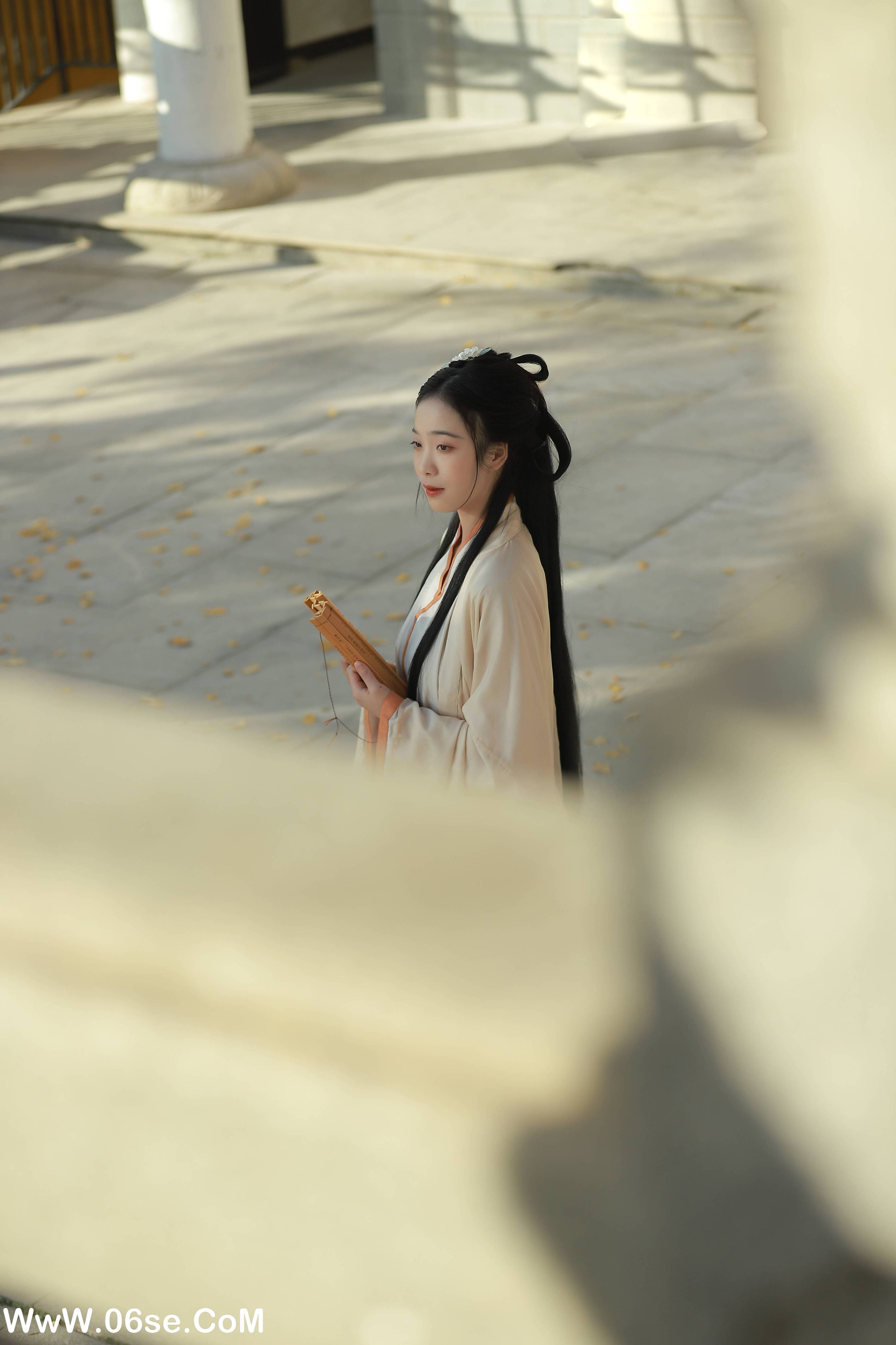 图片[10]-[YITUYU艺图语]2022.09.28 愿得一人心 汪国真潘潘[20+1P／164MB]-六色网