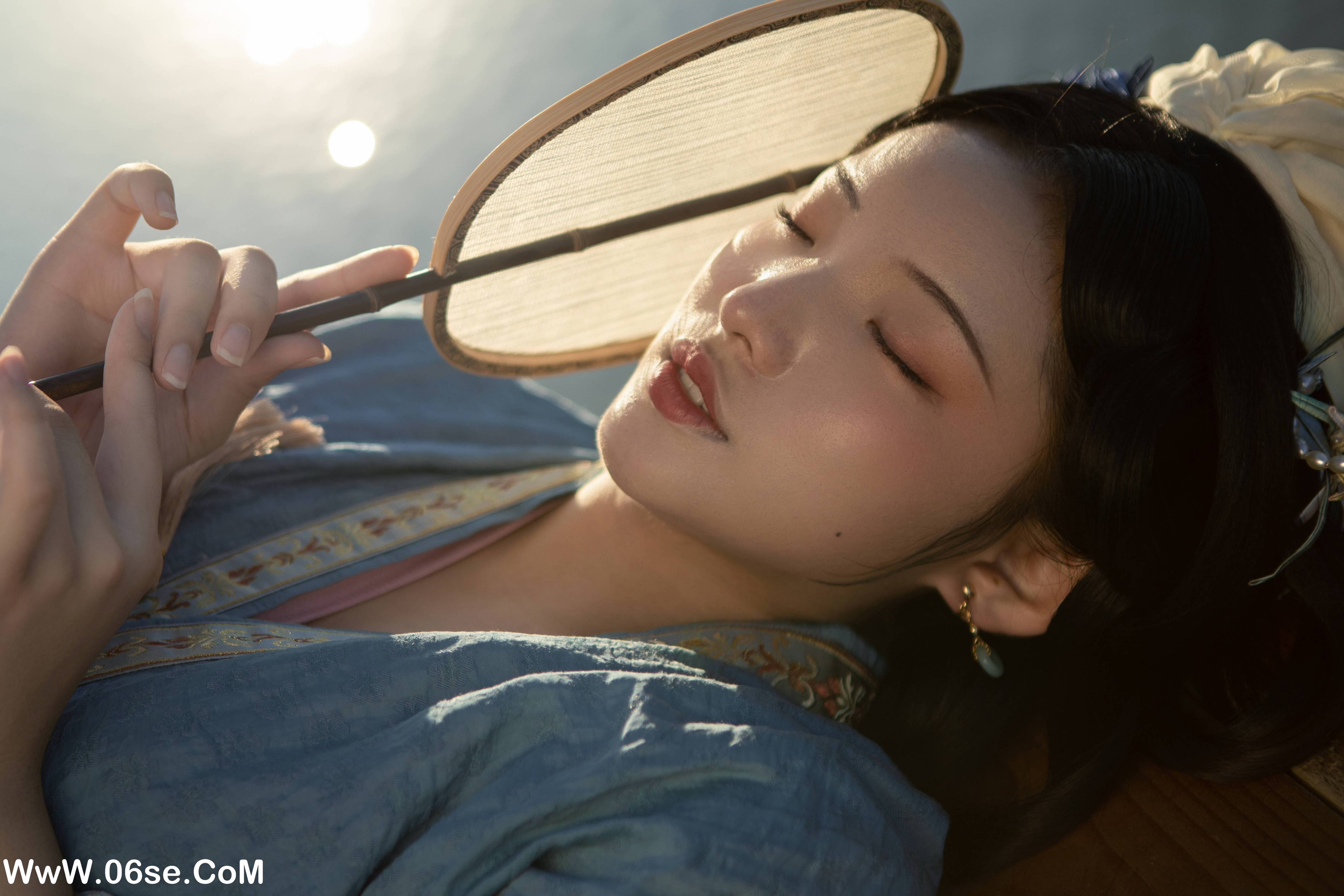 图片[36]-[YITUYU艺图语]2022.11.09 游湖 保卫萝卜的阿叽[35+1P／520MB]-六色网