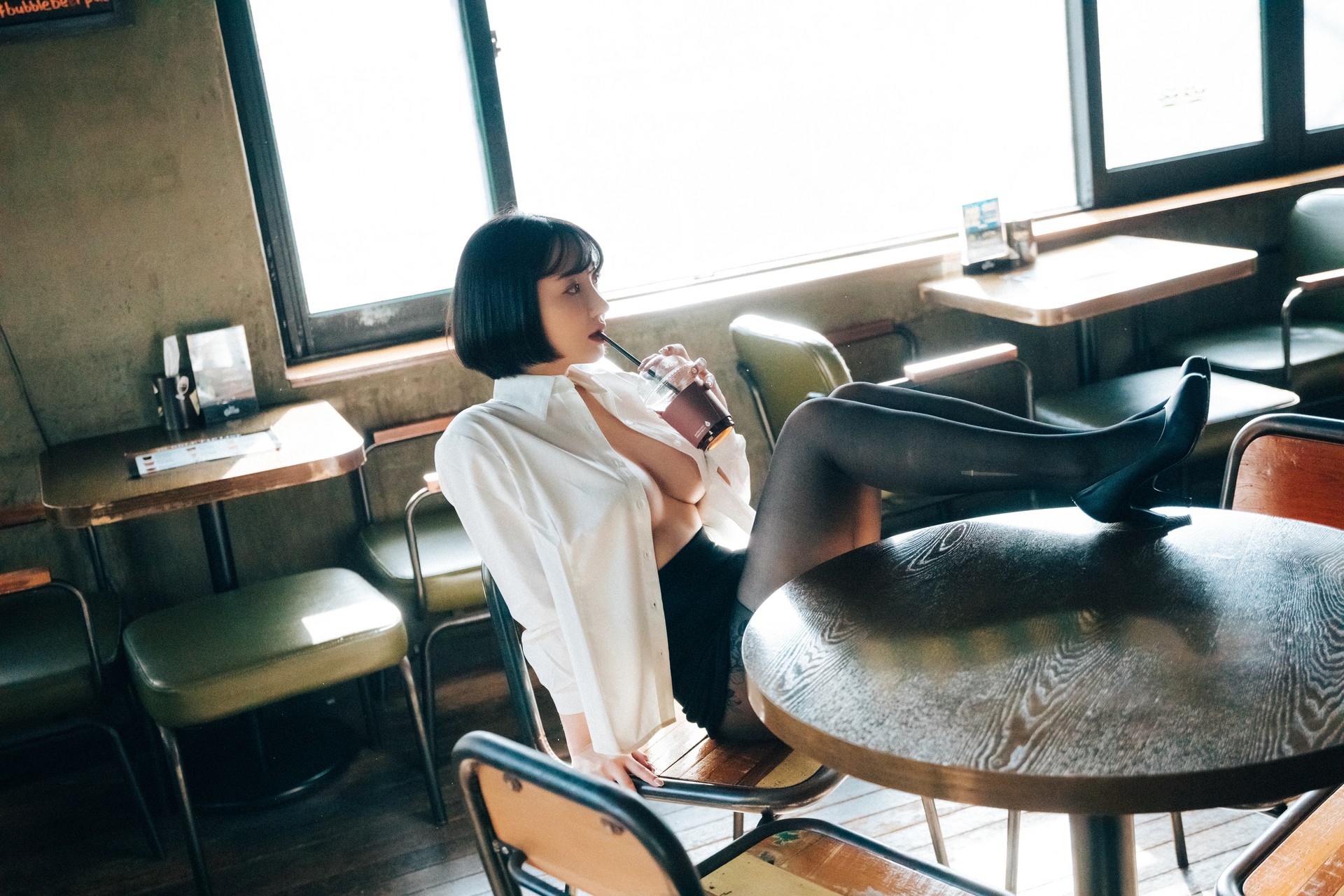 Son Yeeun 손예은, [Loozy] Tainted Love Bar Set.01 41