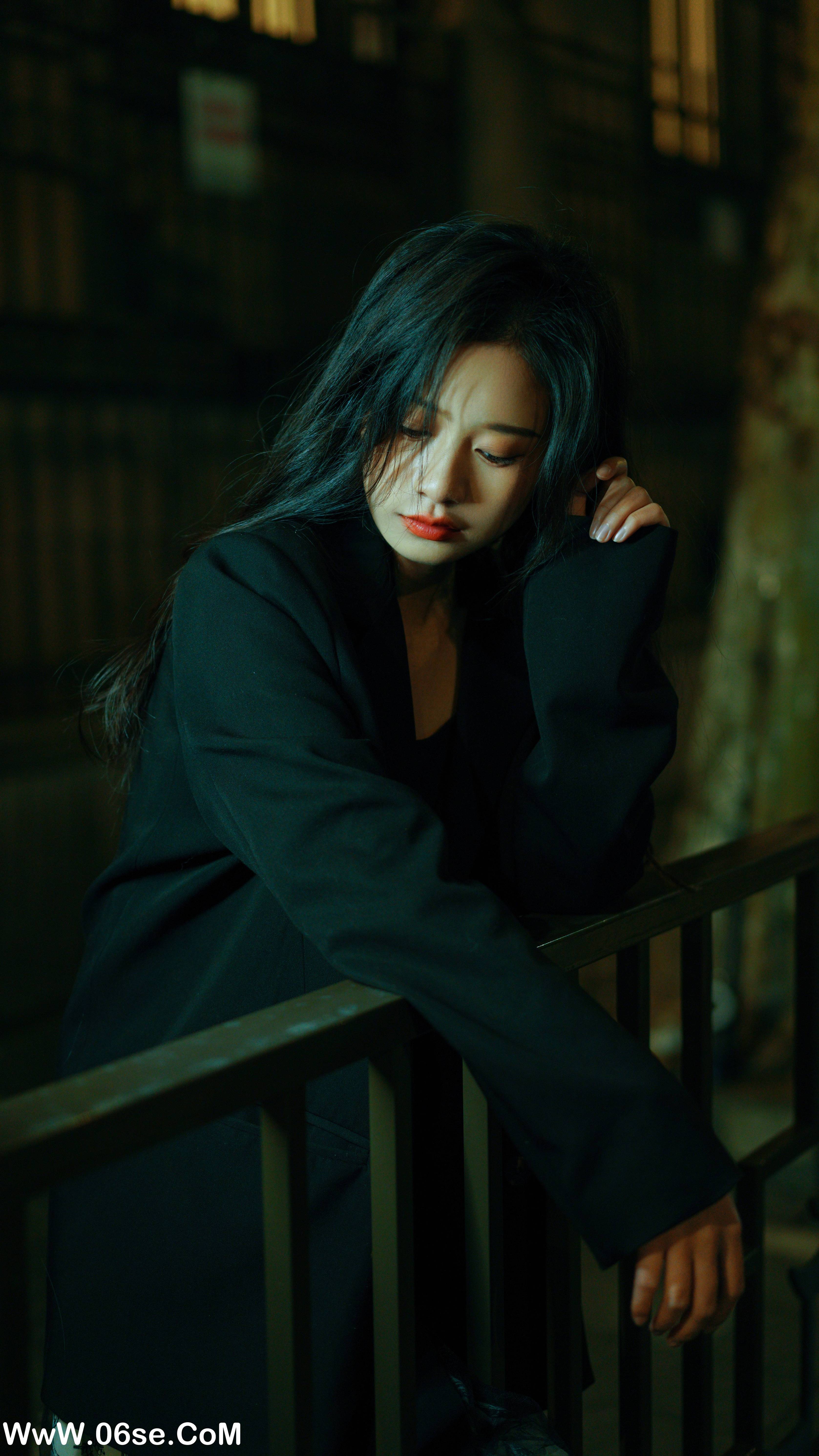 图片[10]-[YITUYU艺图语]2022.12.24 夜巷 旺旺小小舒[21+1P／420MB]-六色网