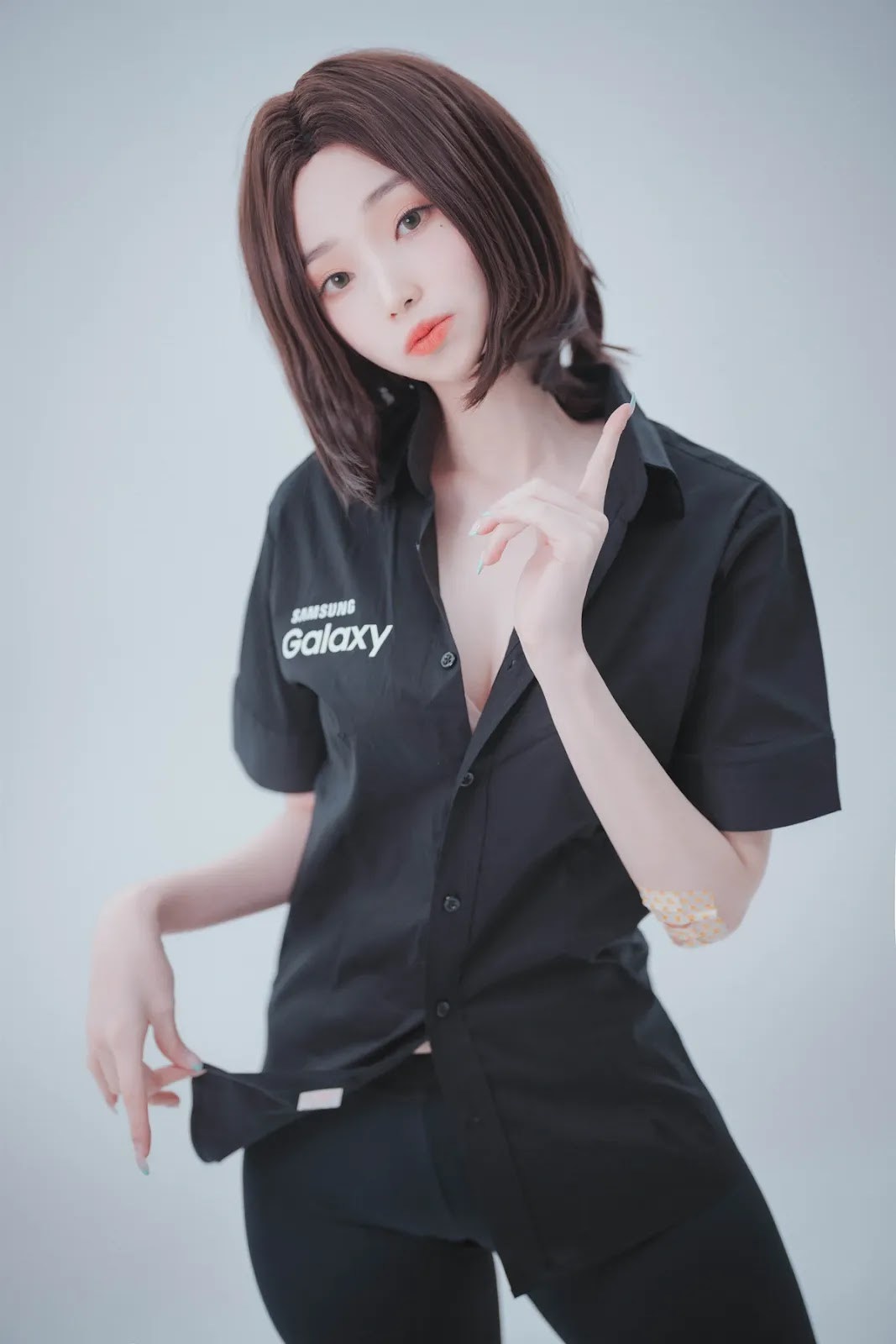 Bambi 밤비, [DJAWA] Hi Sam! Version-B 33