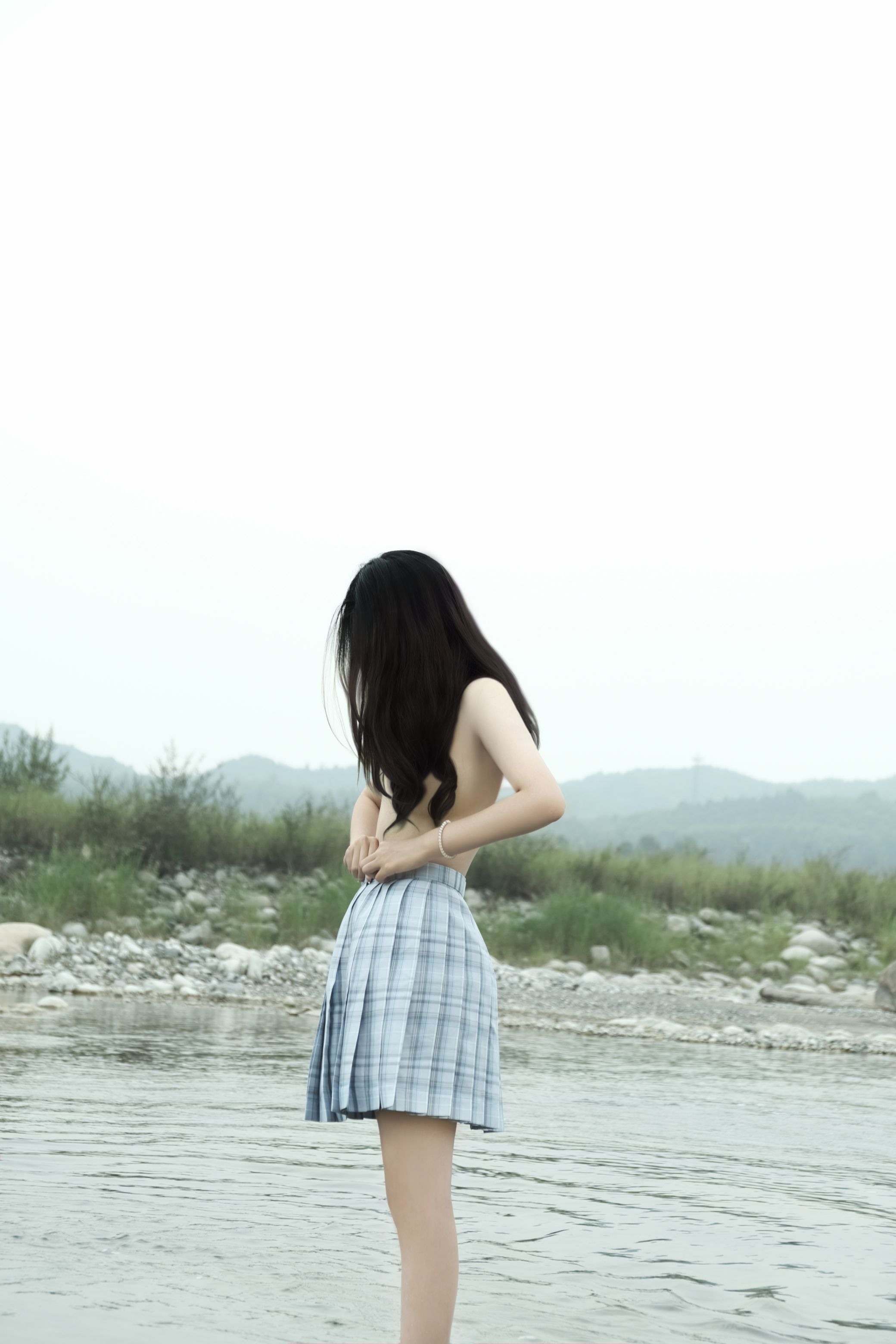 eloise软软 - 河边JK 47