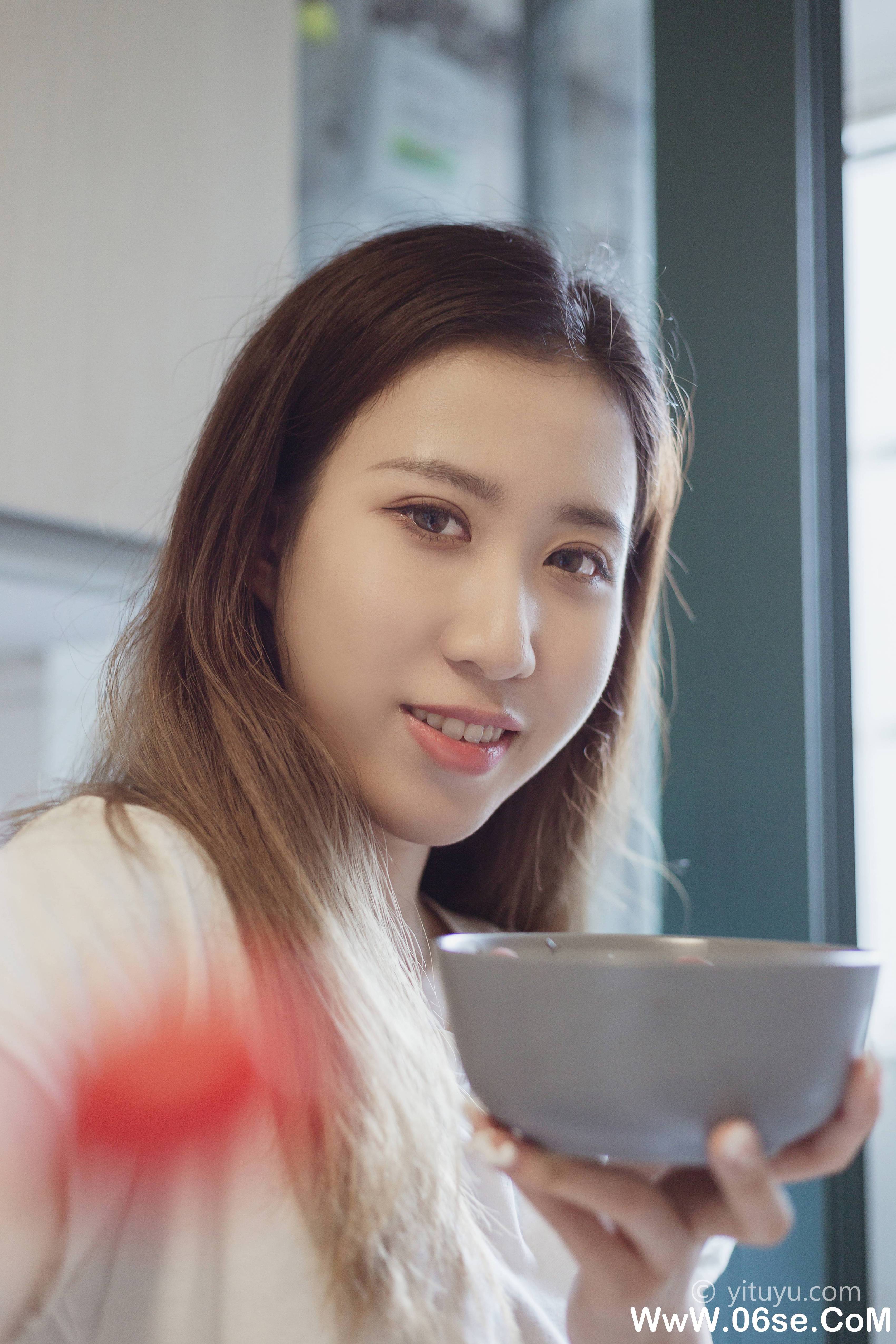 图片[23]-[YITUYU艺图语]2021.07.07 独自醒来 Jenny[35P／378MB]-六色网