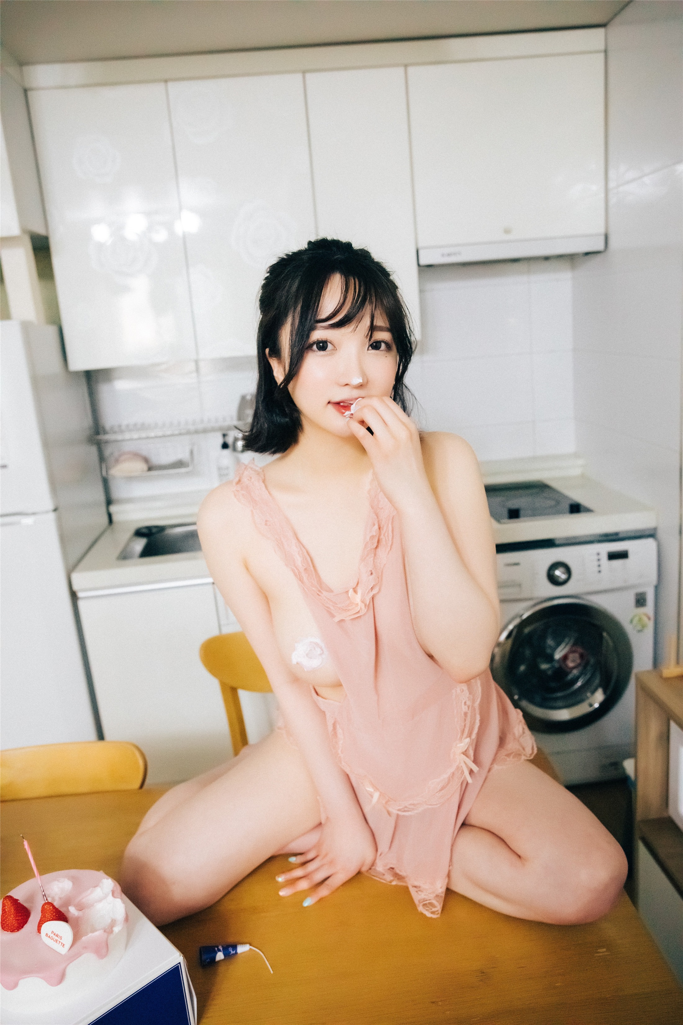 [Loozy] Son Ye-Eun (손예은) - Happy Birthday 132P 92