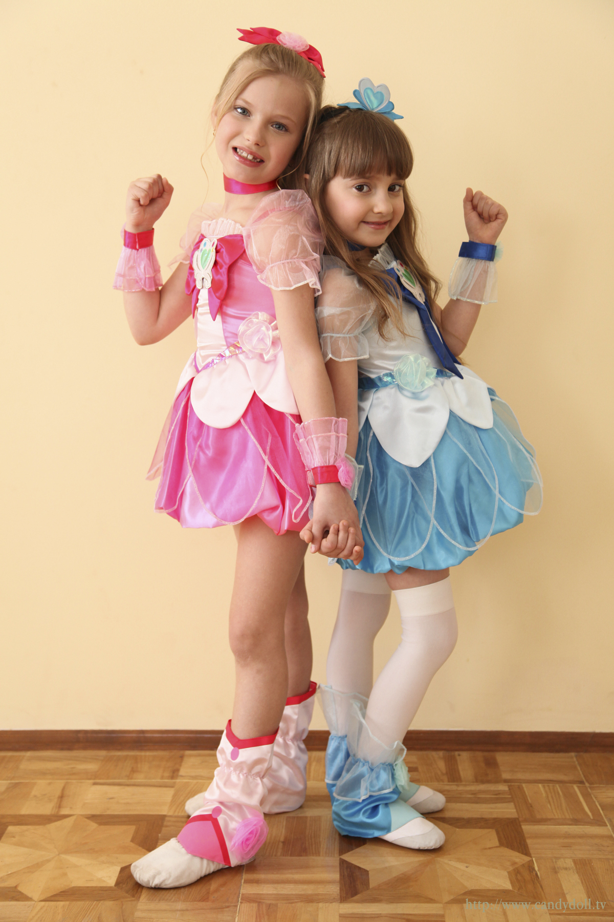 [Image: d91056618d2d3134f4f3c.jpg]