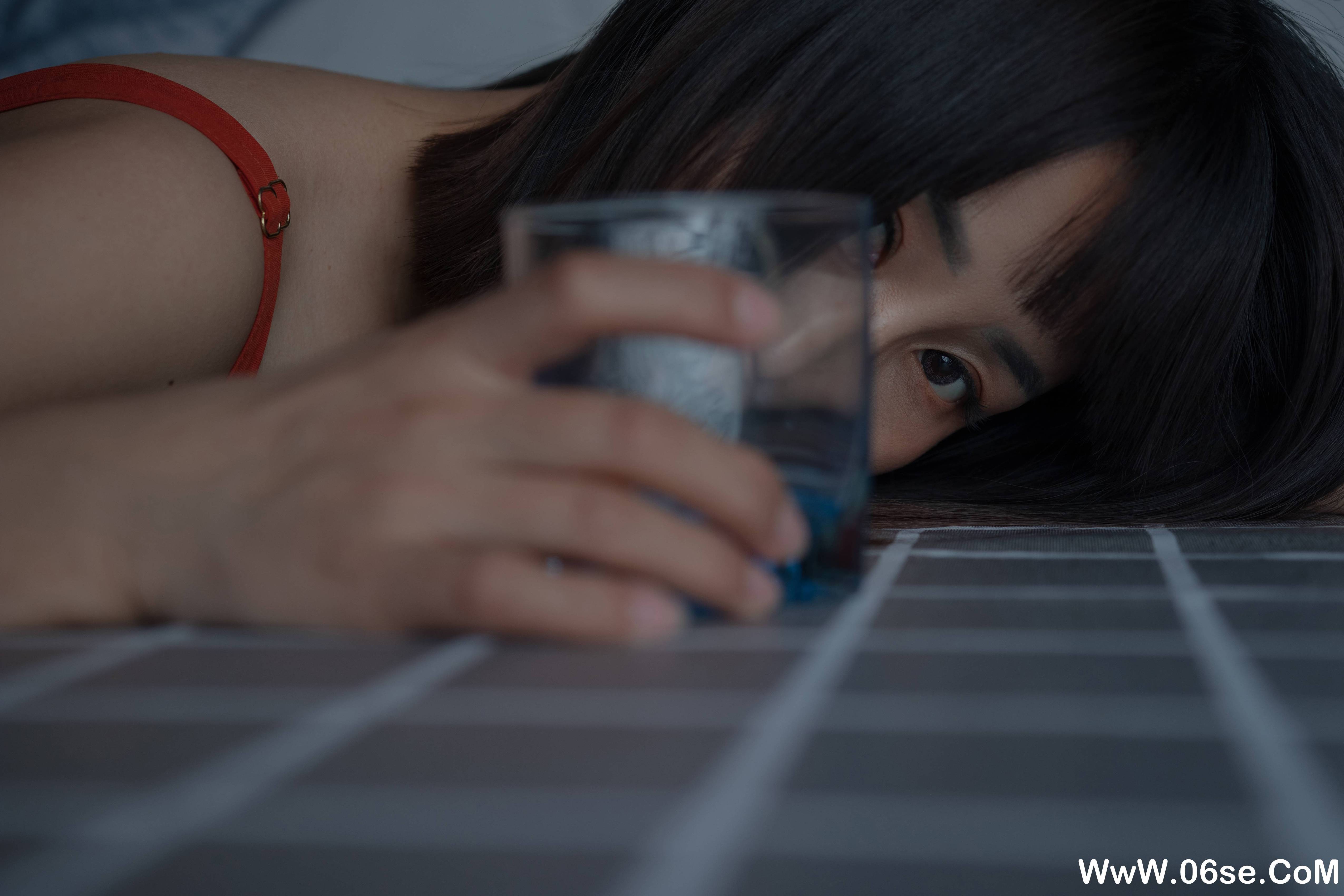 图片[10]-[YITUYU艺图语]2021.04.05 孤单边缘 嫣然[26+1P／250MB]-六色网