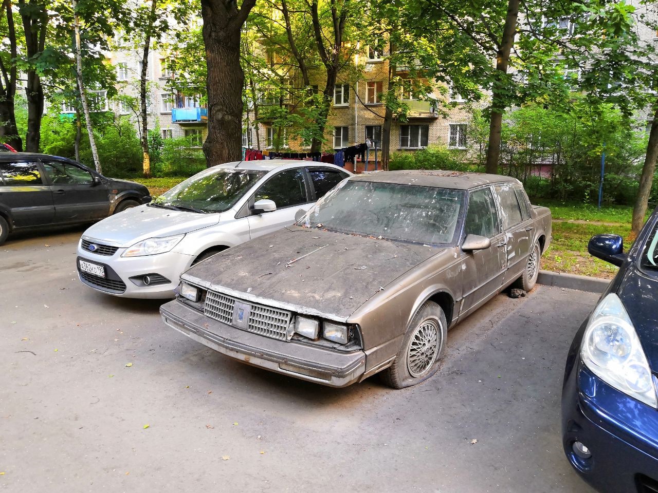 брошенные авто в москве