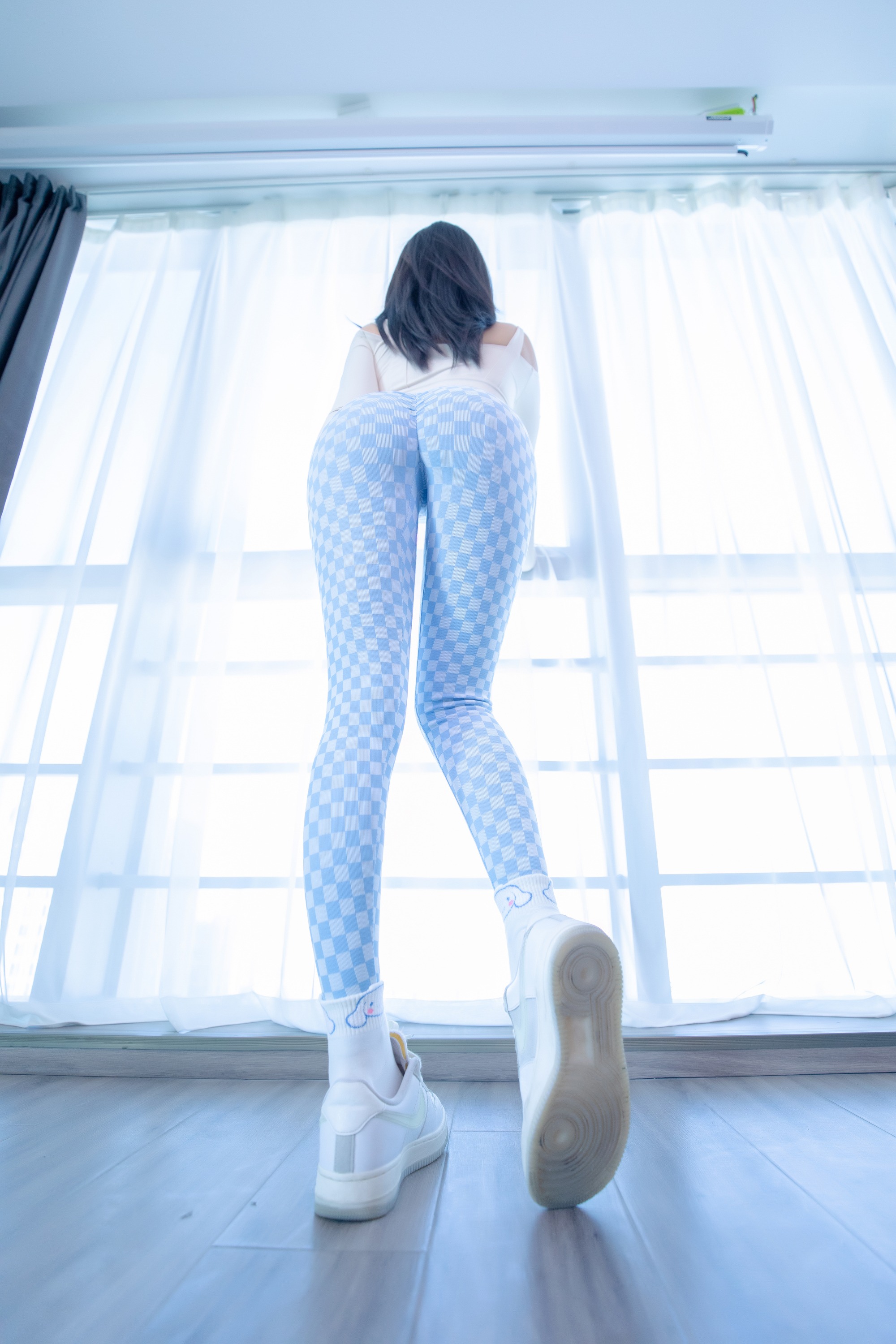 神楽坂真冬 - NO.93 蓝白格 [75P-172MB] 69