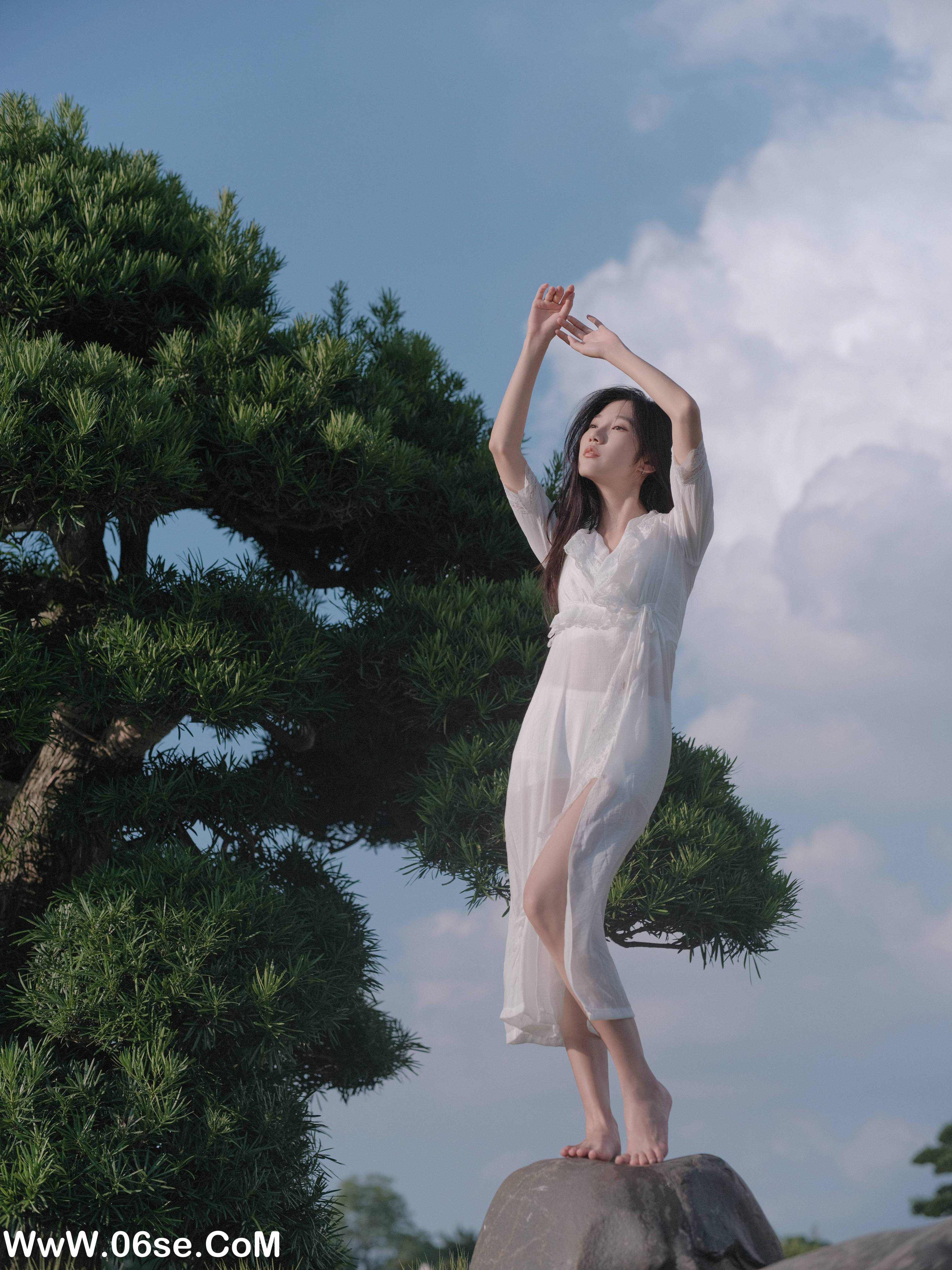 图片[24]-[YITUYU艺图语]2022.11.17 秋风 阿万[45+1P／408MB]-六色网