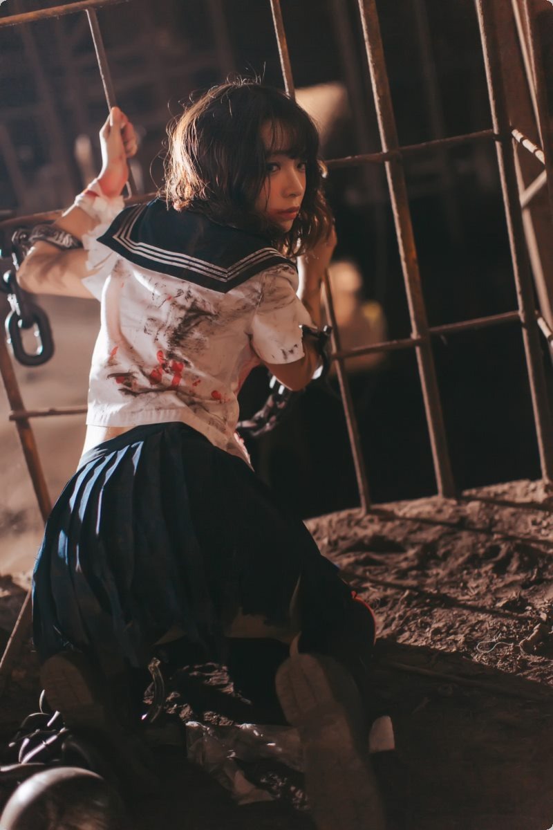 [Cos]疯猫ss- 被囚禁的少女[44P] 29