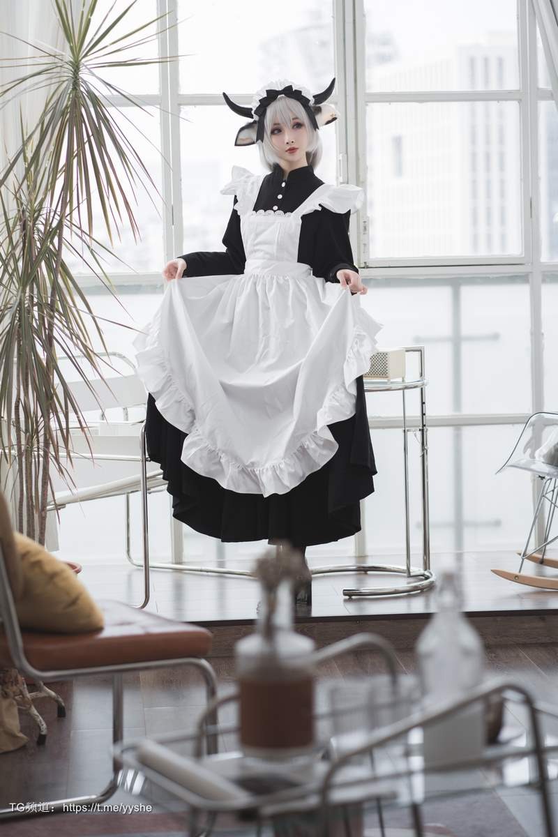 [Cos]凉凉子 - 牛奶女仆[45p] 11