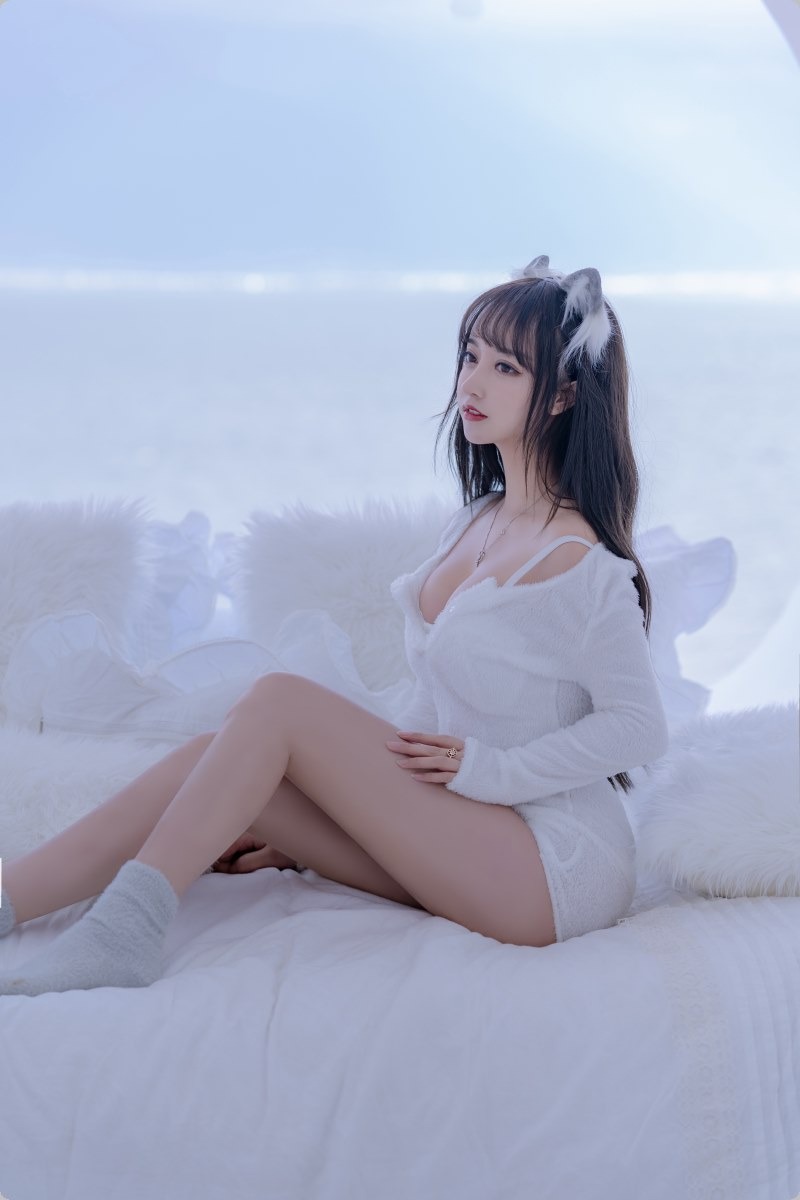 [Cos]过期米线线喵 - 小白狼[56P] 10