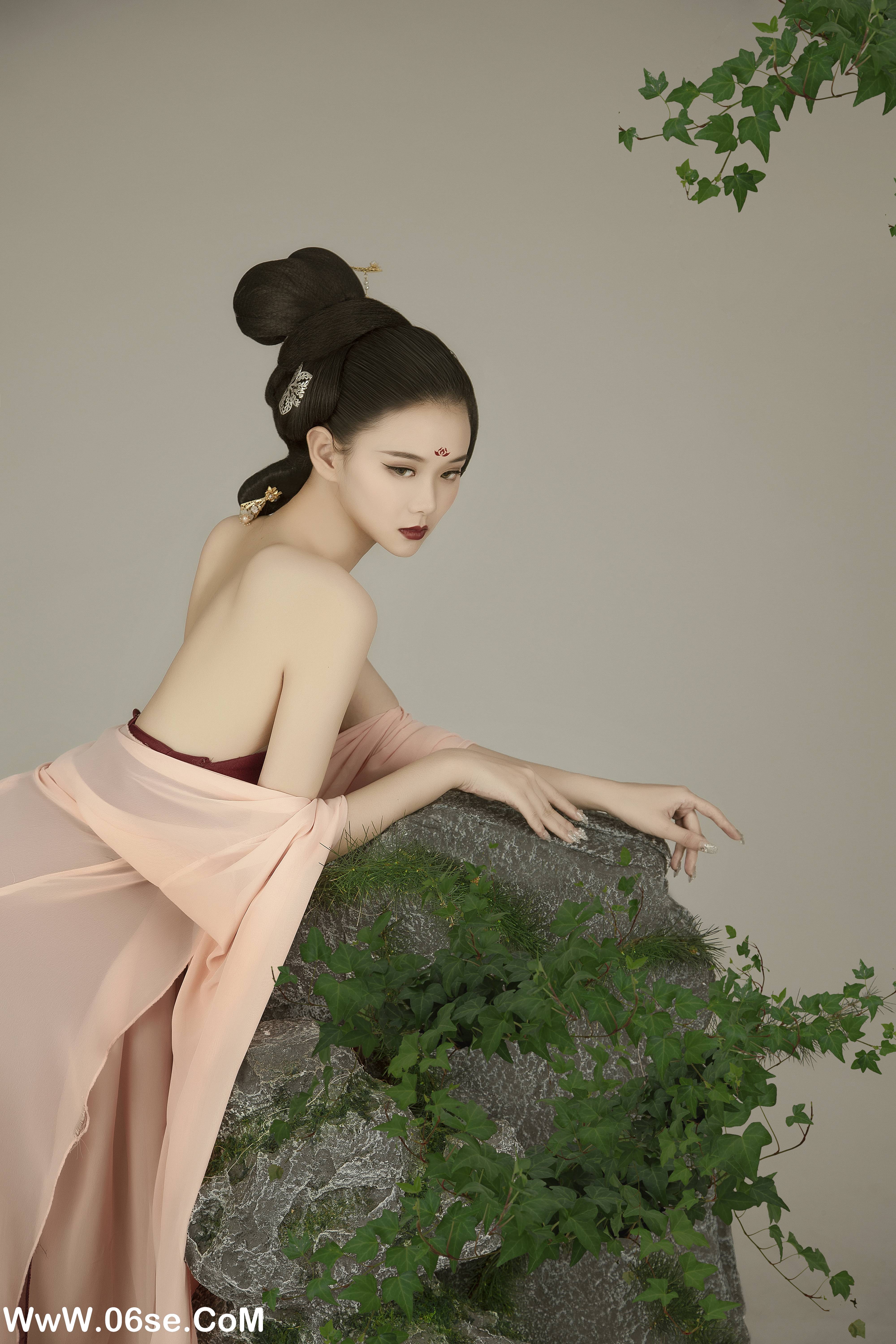 图片[16]-[YITUYU艺图语]2022.02.03 折轻扇 欣宝[22+1P／257MB]-六色网