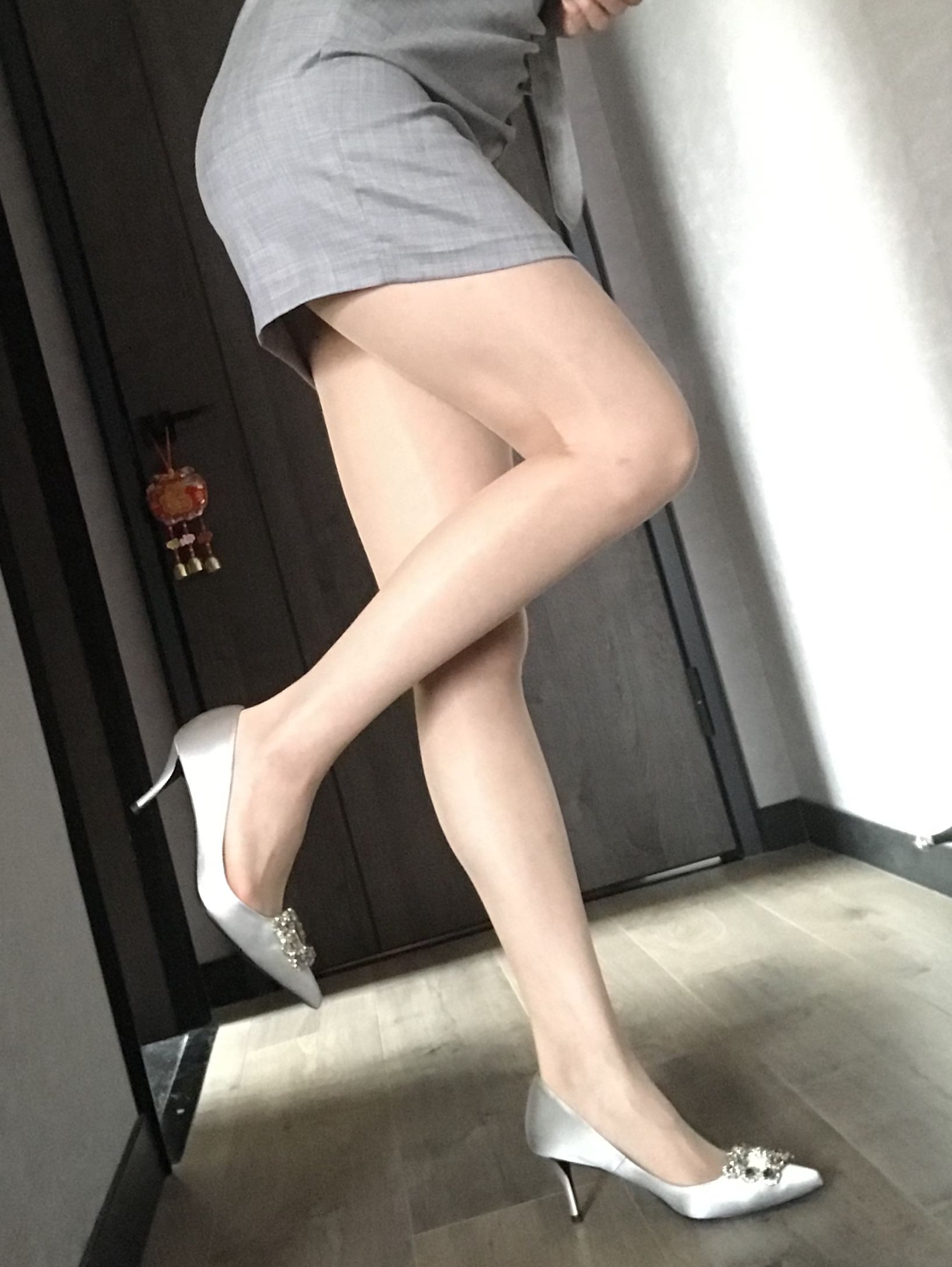 [福利COS]_丝足博主麋鹿_Monroe_2020.04.15_御姐薄丝-写真图集共29P 2
