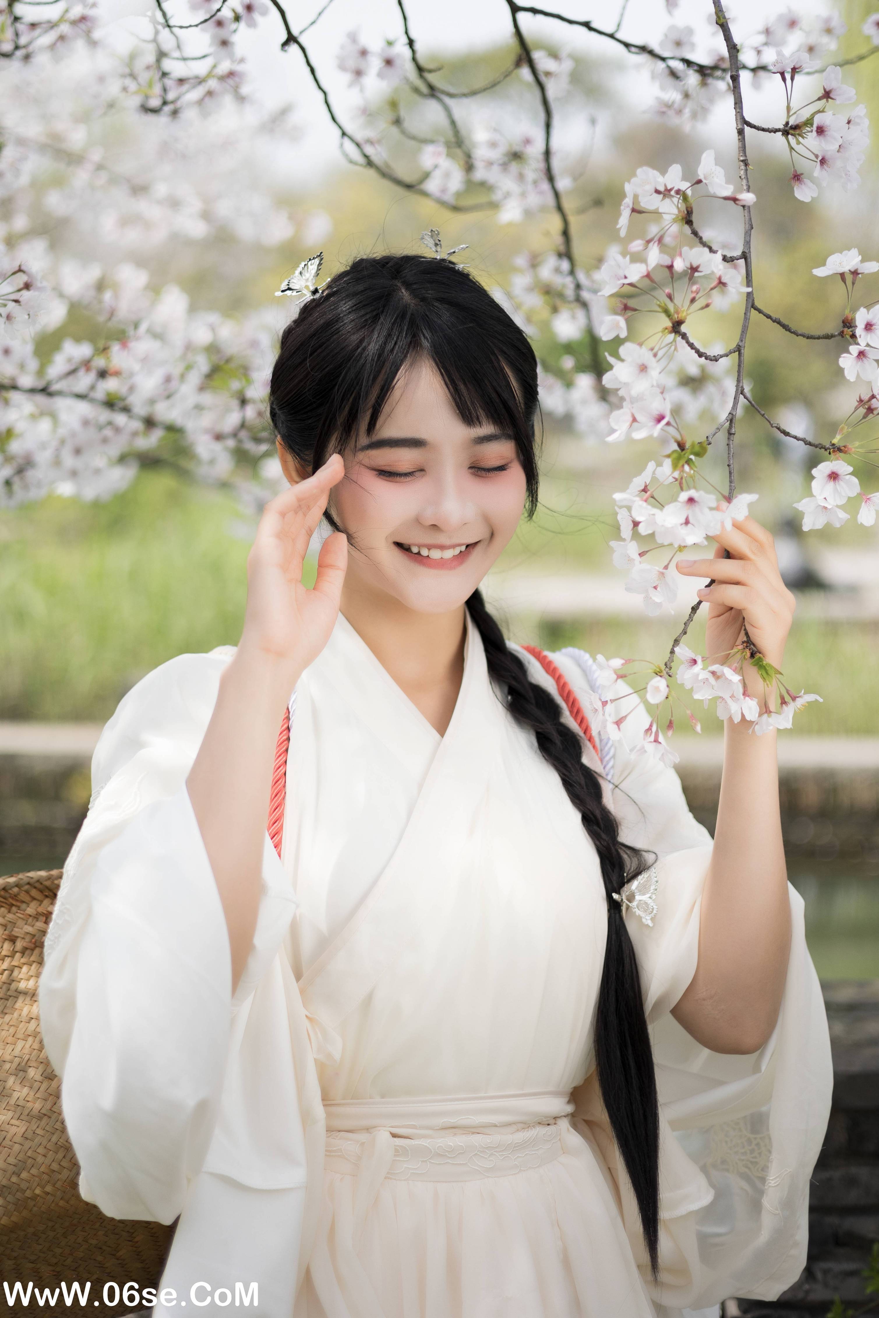 图片[38]-[YITUYU艺图语]2022.06.11 四月如你 杨馥羽[40P-441.55MB]-六色网