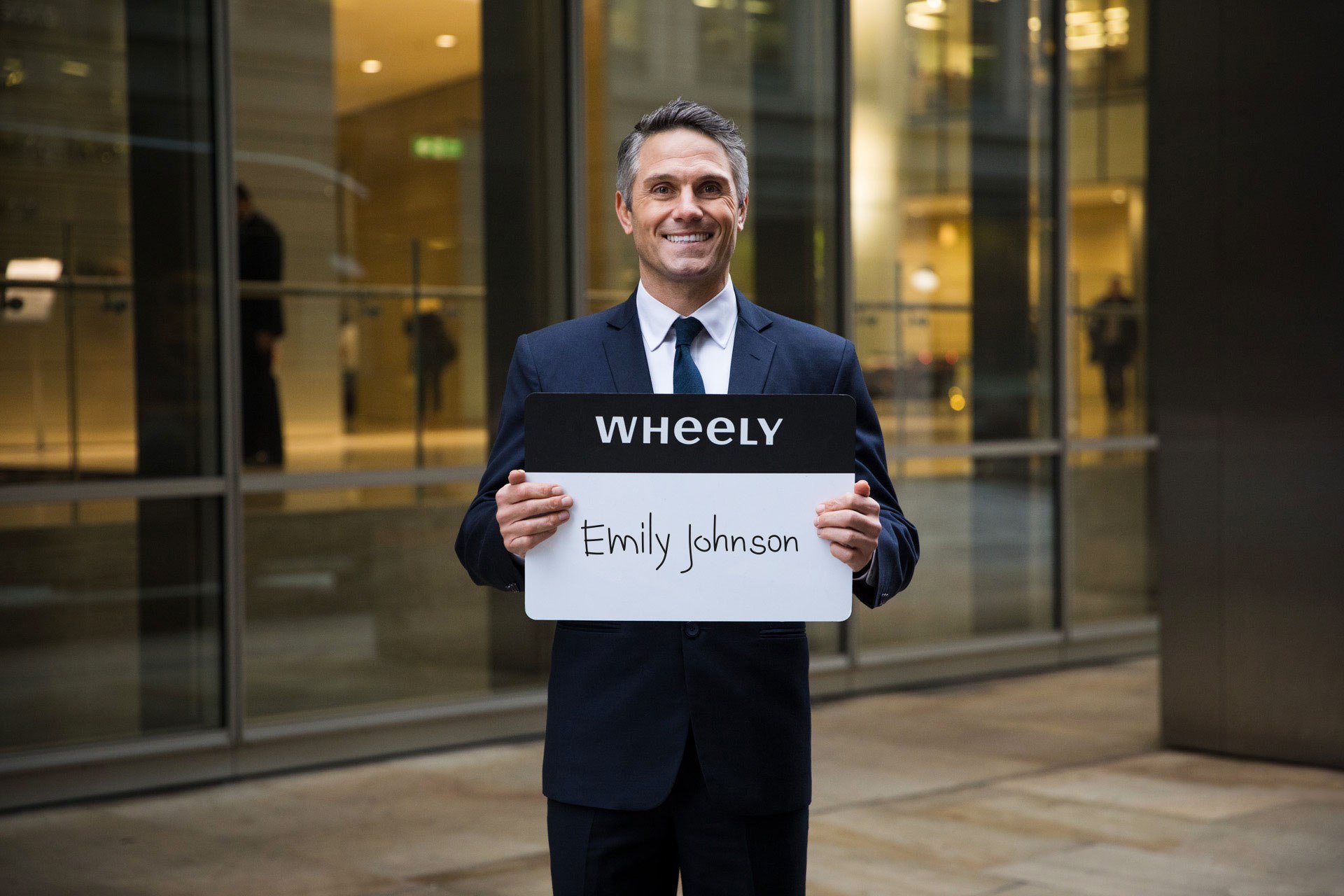 Водитель Вилли Wheely