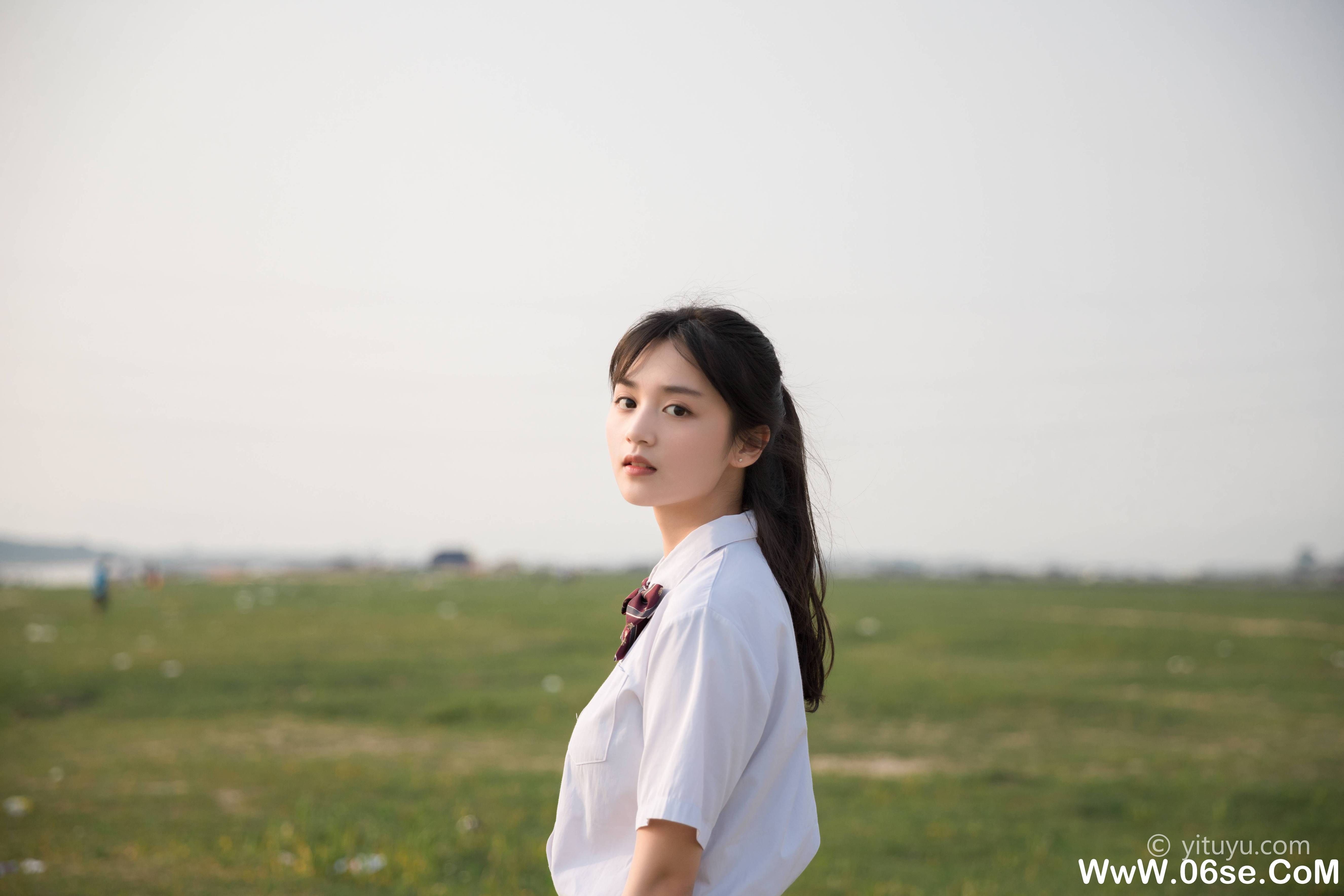 图片[23]-[YITUYU艺图语]2021.09.02 纯真年代 雨文[26+1P／238MB]-六色网