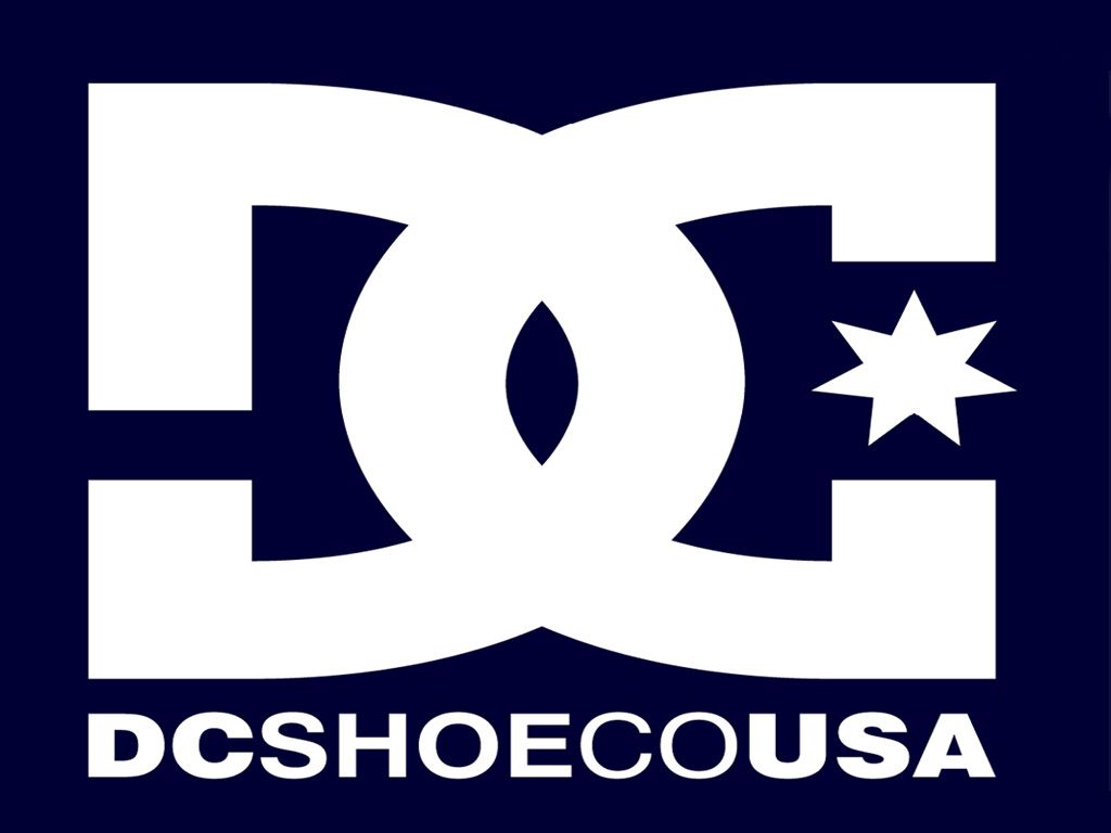 Фирма d c. Логотип ДС Шоес. DS Shoes логотип. Dcshoecousa логотип. DC фирма одежды.