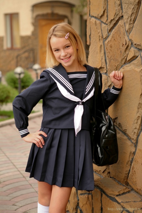 [Image: da38b9978a0ea78d6af5a.jpg]