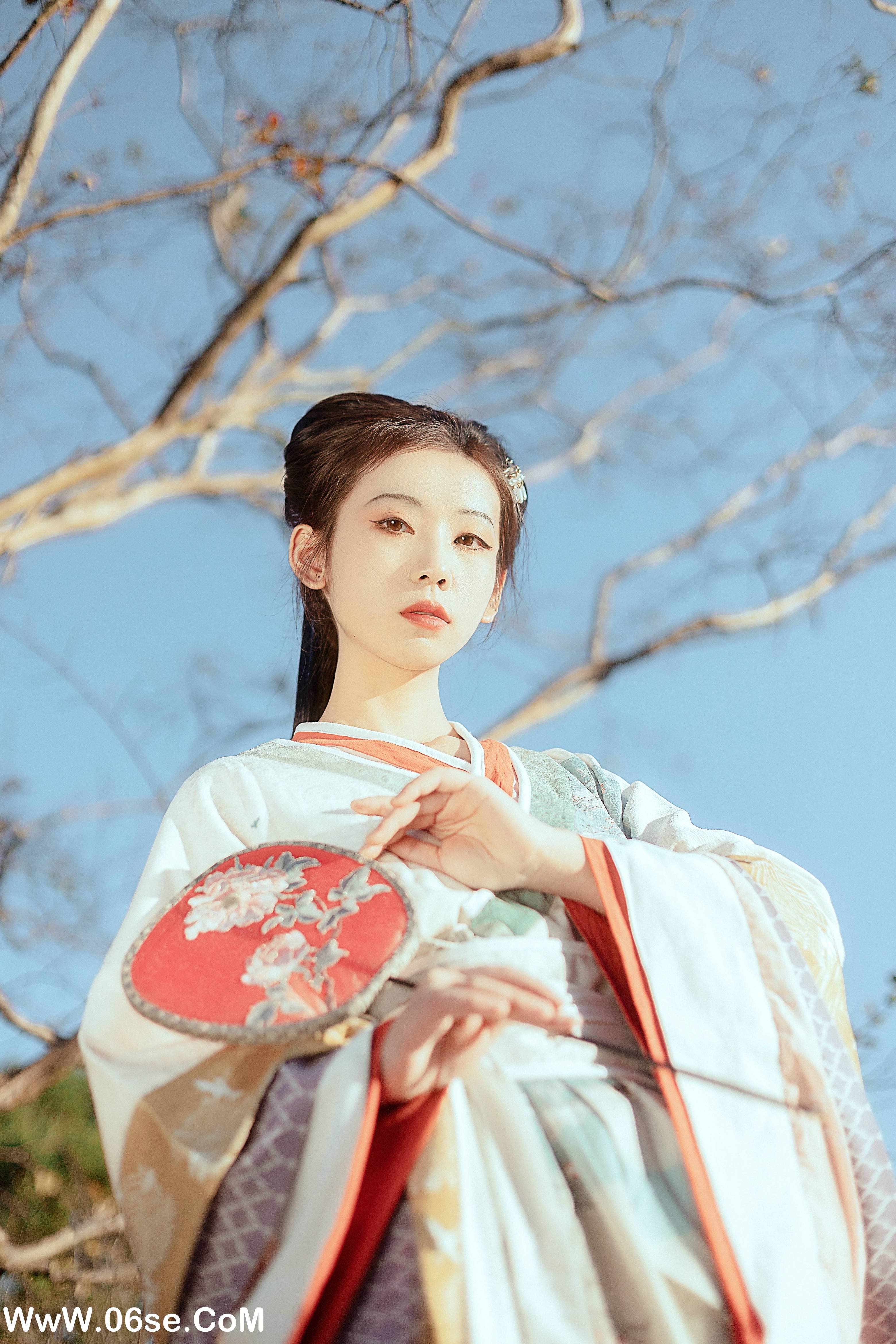 图片[5]-[YITUYU艺图语]2022.12.12 不负秋 夏夏夏桐[22+1P／398MB]-六色网