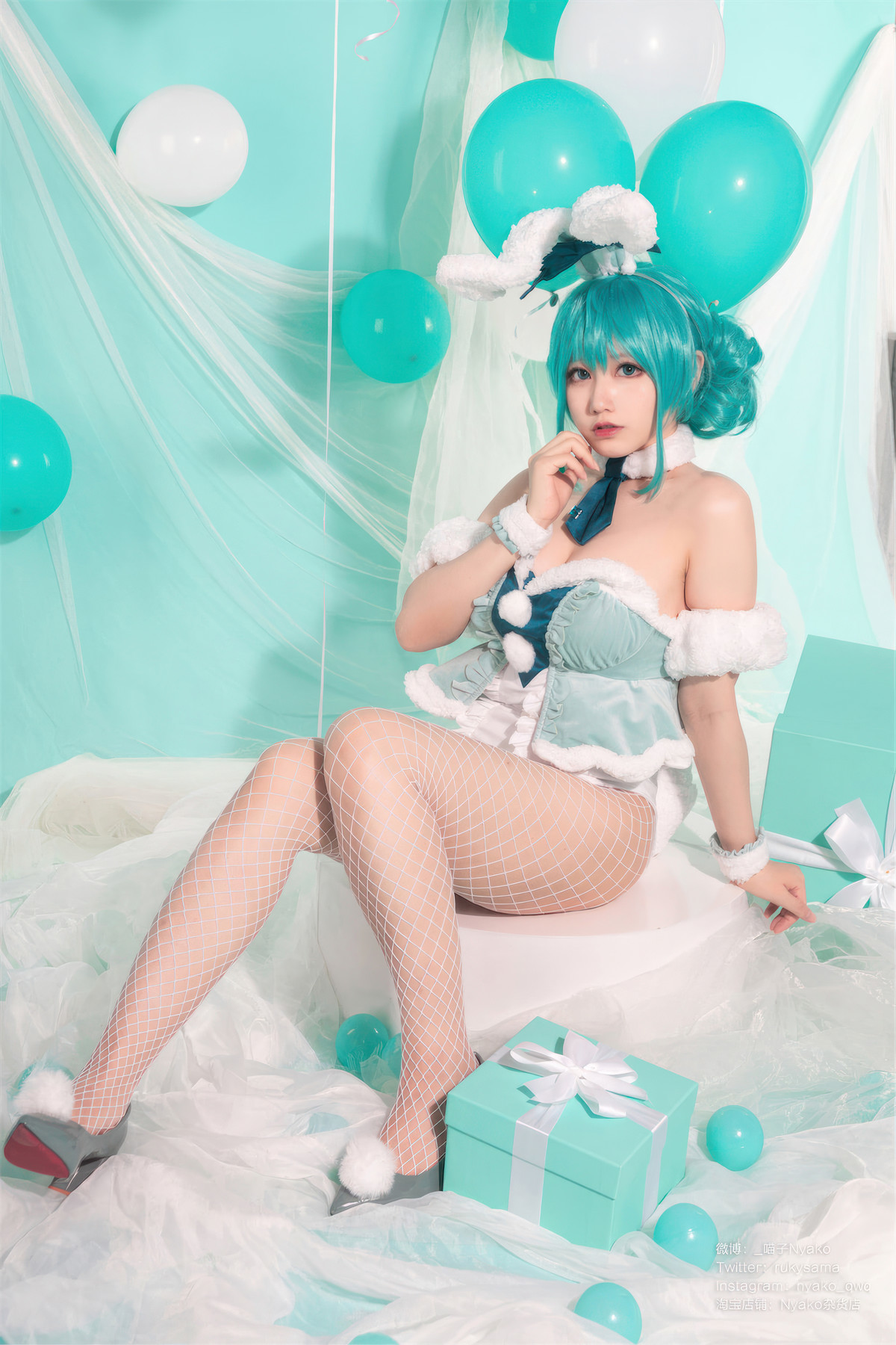 Cosplay Nyako喵子 初音白兔 13