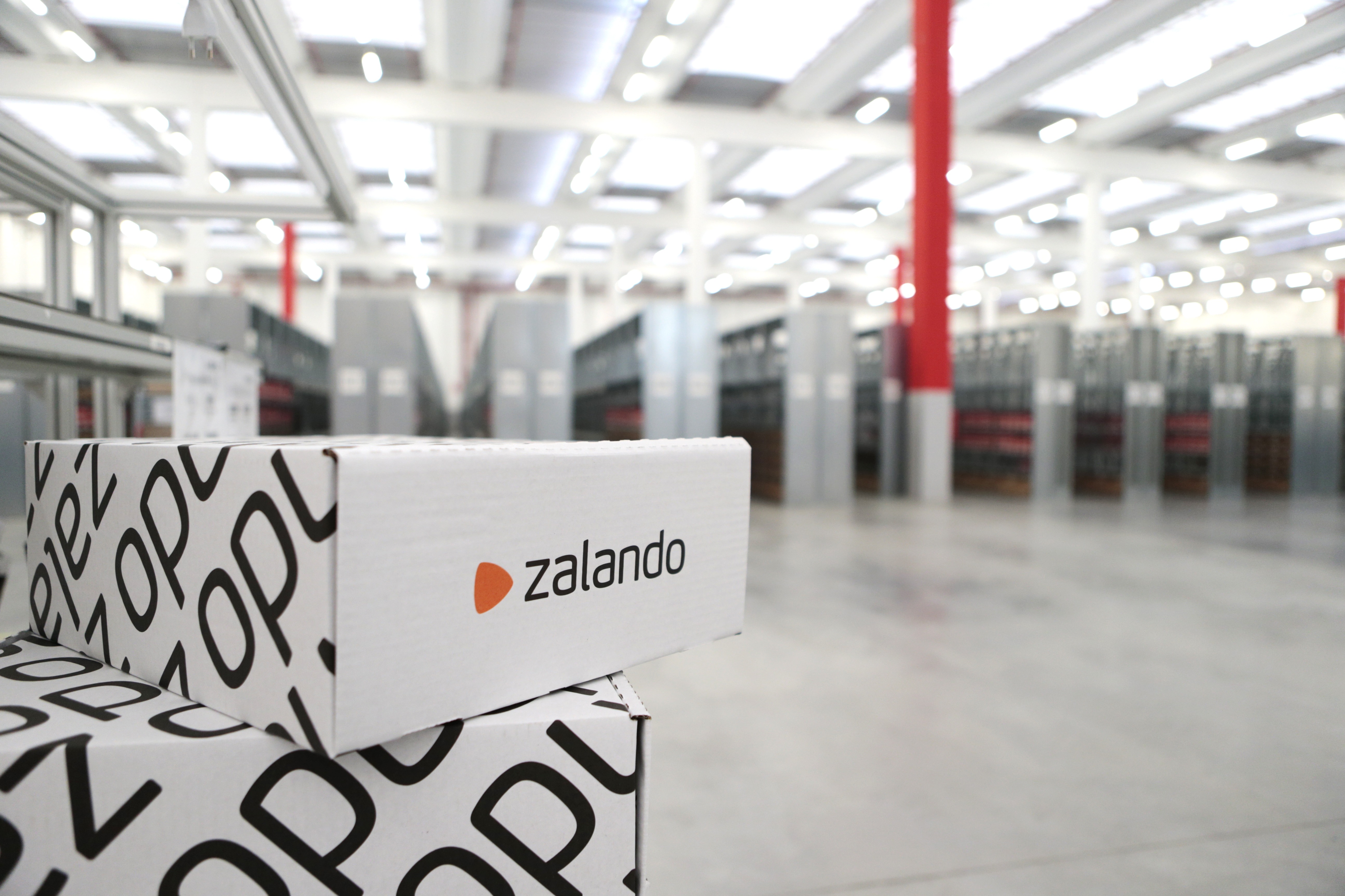 Сайт заландо де. Zalando. Zalando интернет магазин. Zalando лого. Zalando pl.