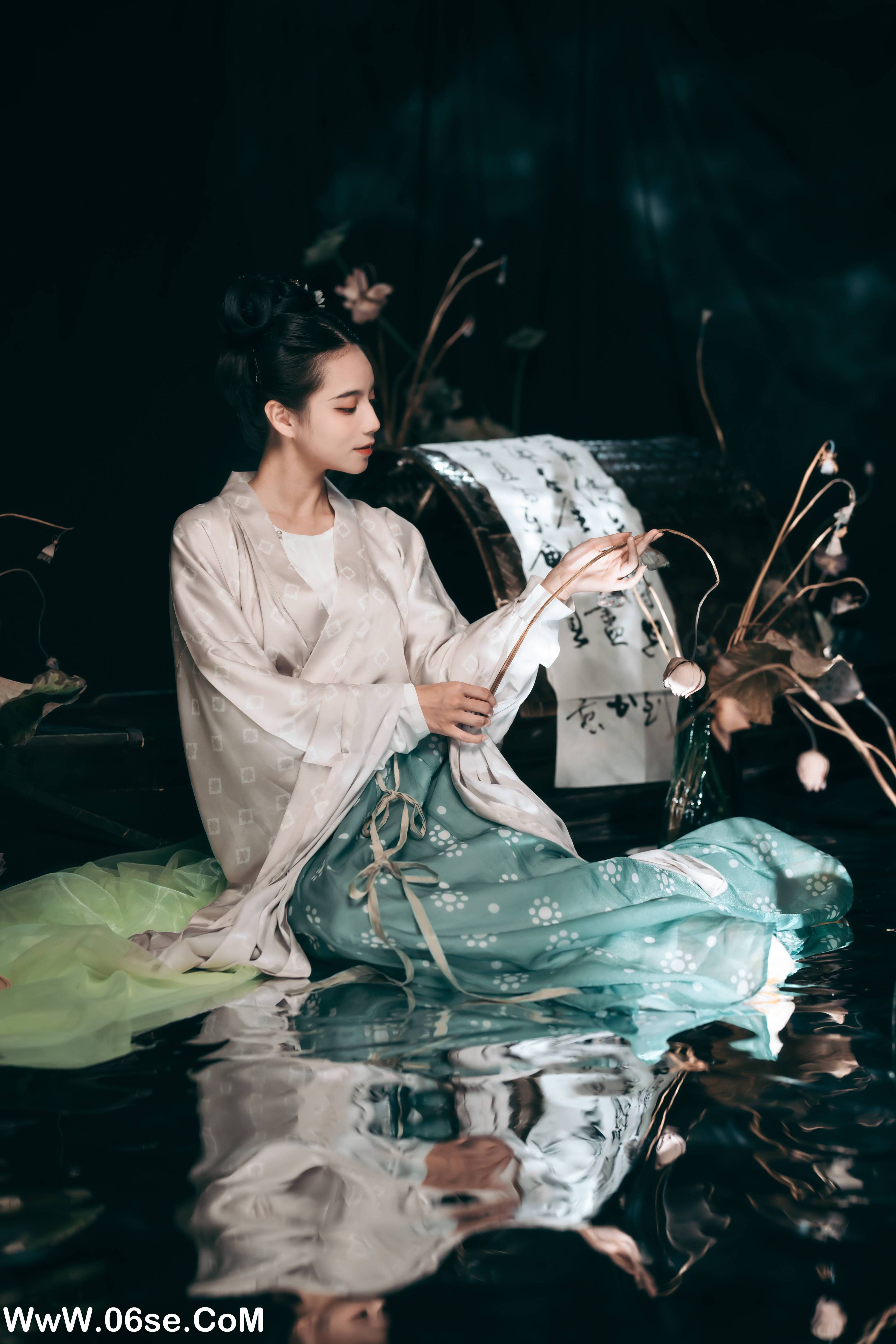图片[7]-[YITUYU艺图语]2022.10.11 行香子 贰加六[31+1P／138MB]-六色网