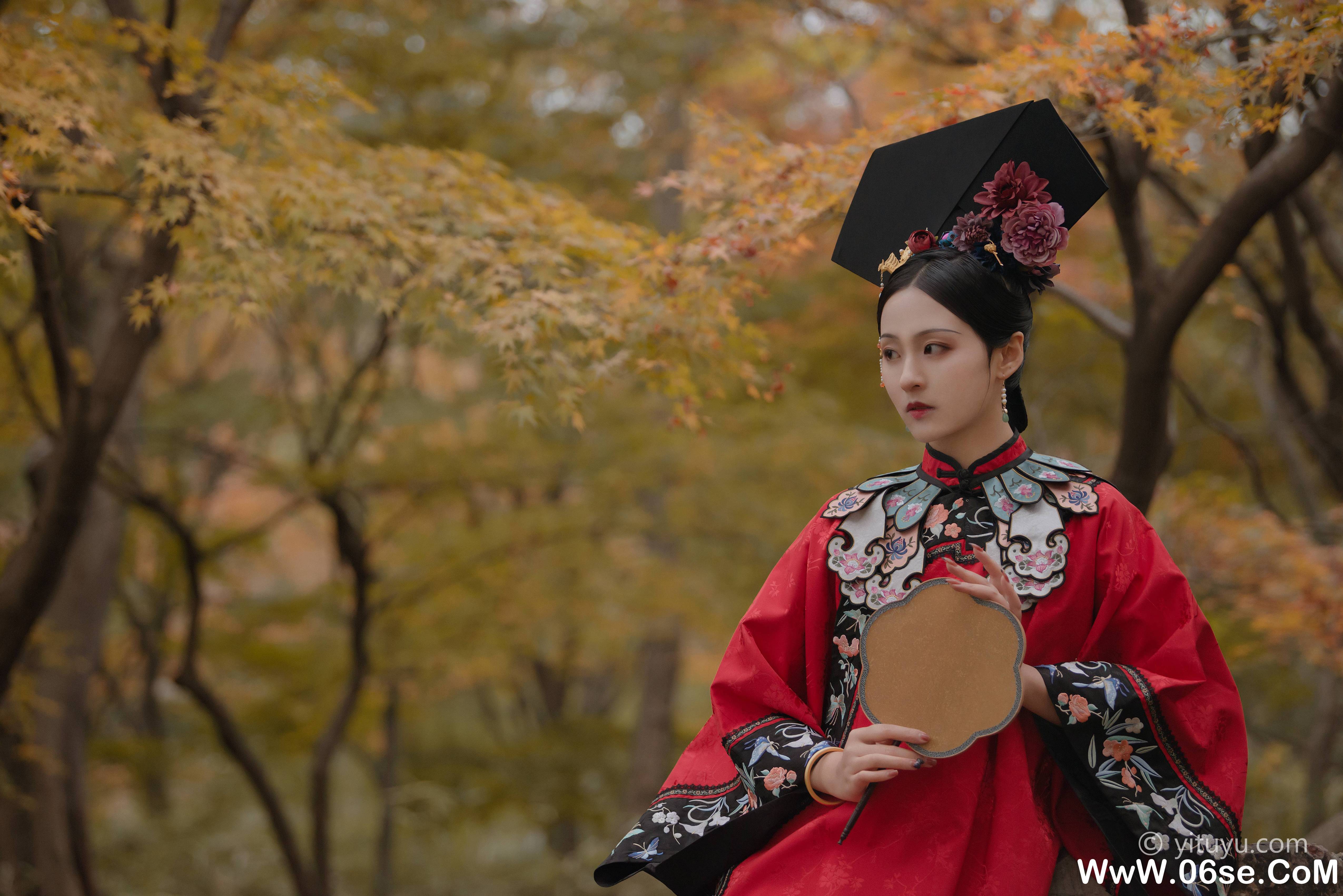 图片[31]-[YITUYU艺图语]2021.08.10 晚秋 苏苏[33+1P／693MB]-六色网