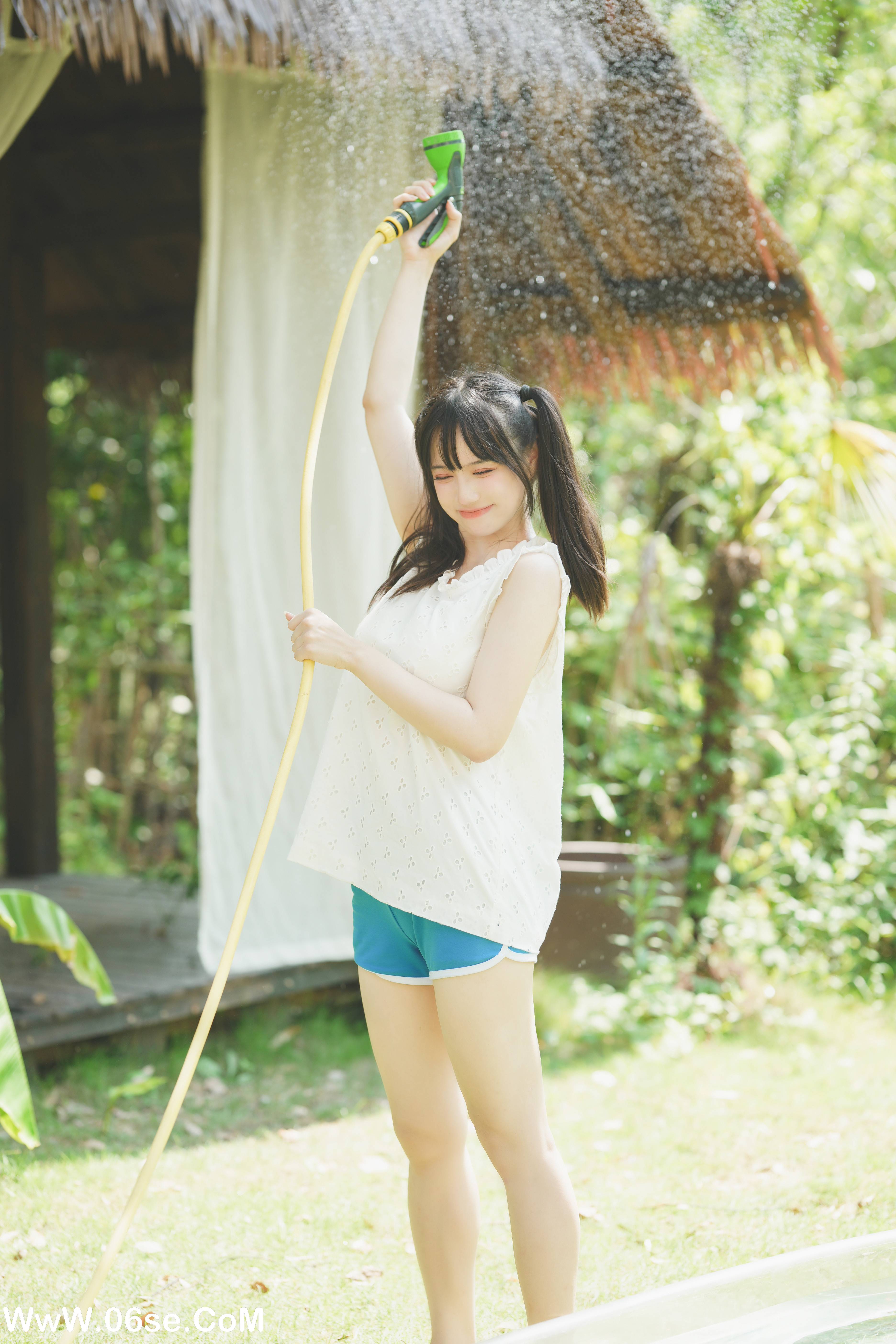 图片[29]-[YITUYU艺图语]2022.09.05 夏日少女与西瓜 贰加六[38+1P／147MB]-六色网