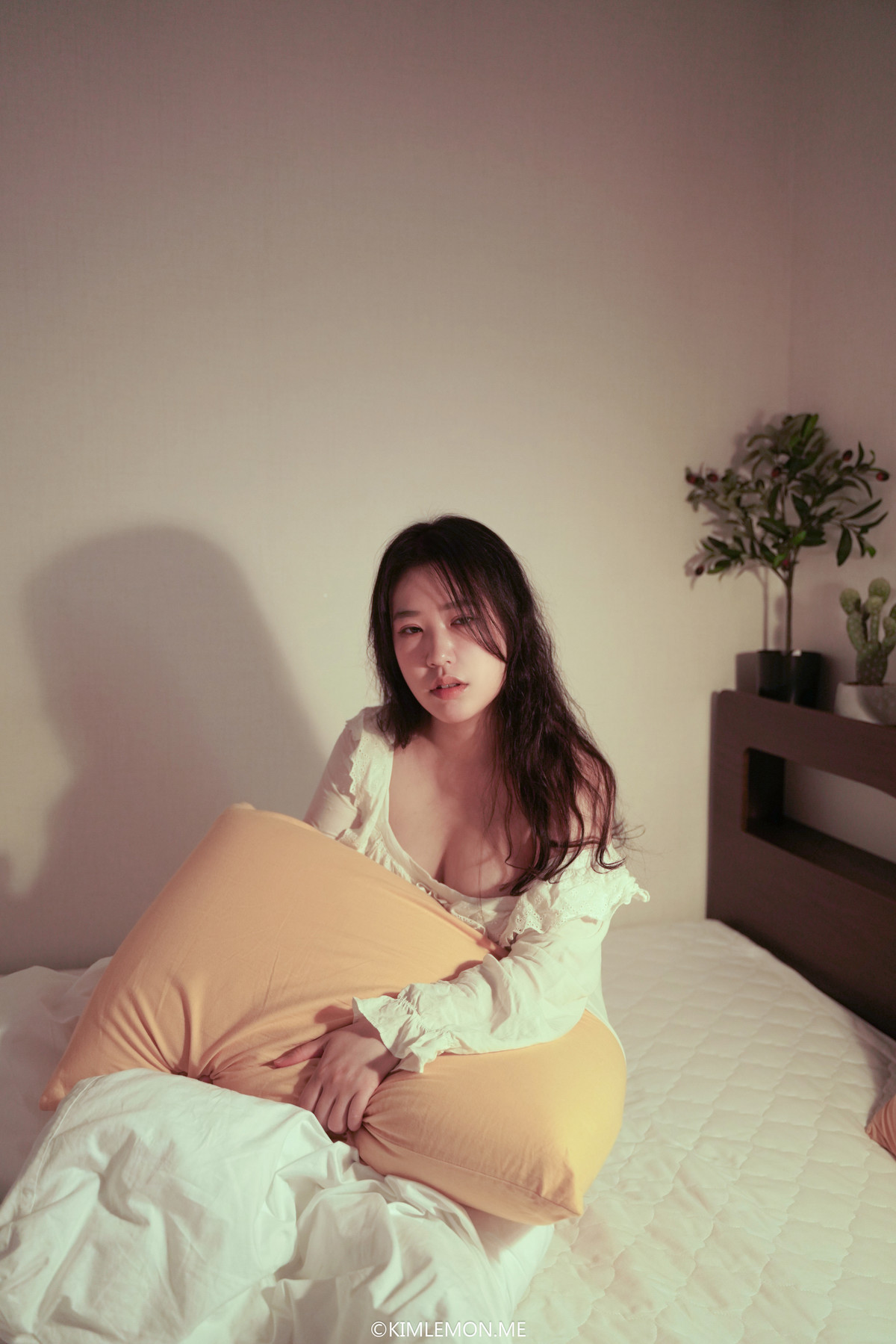 Jenn 젠, [KIMLEMON] Vol.01 Photobook Set.01 44