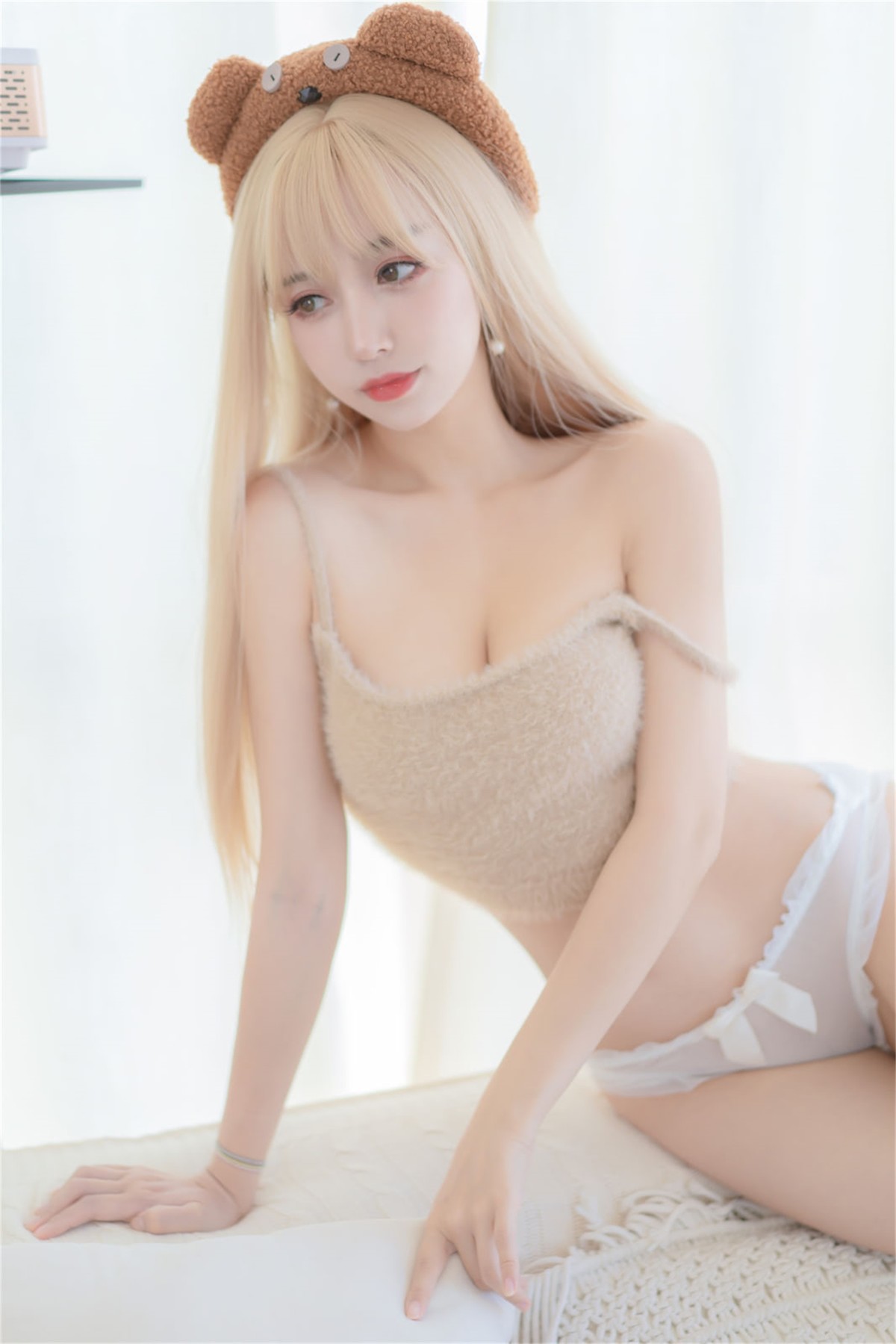 Cosplay 过期米线线喵 小熊软糖 8