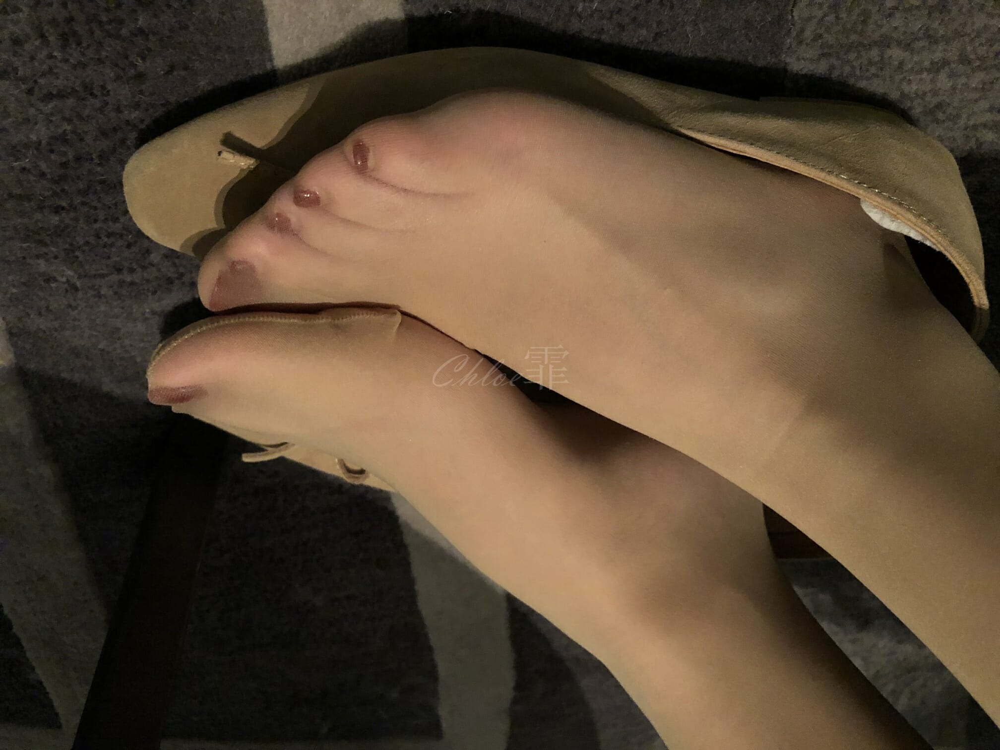 霏霏-淑女杏色大衣蕾丝连衣裙、名媛风女神气质黑色吊带裙外套、性感针织裙方扣酒红色单鞋[99P] 16