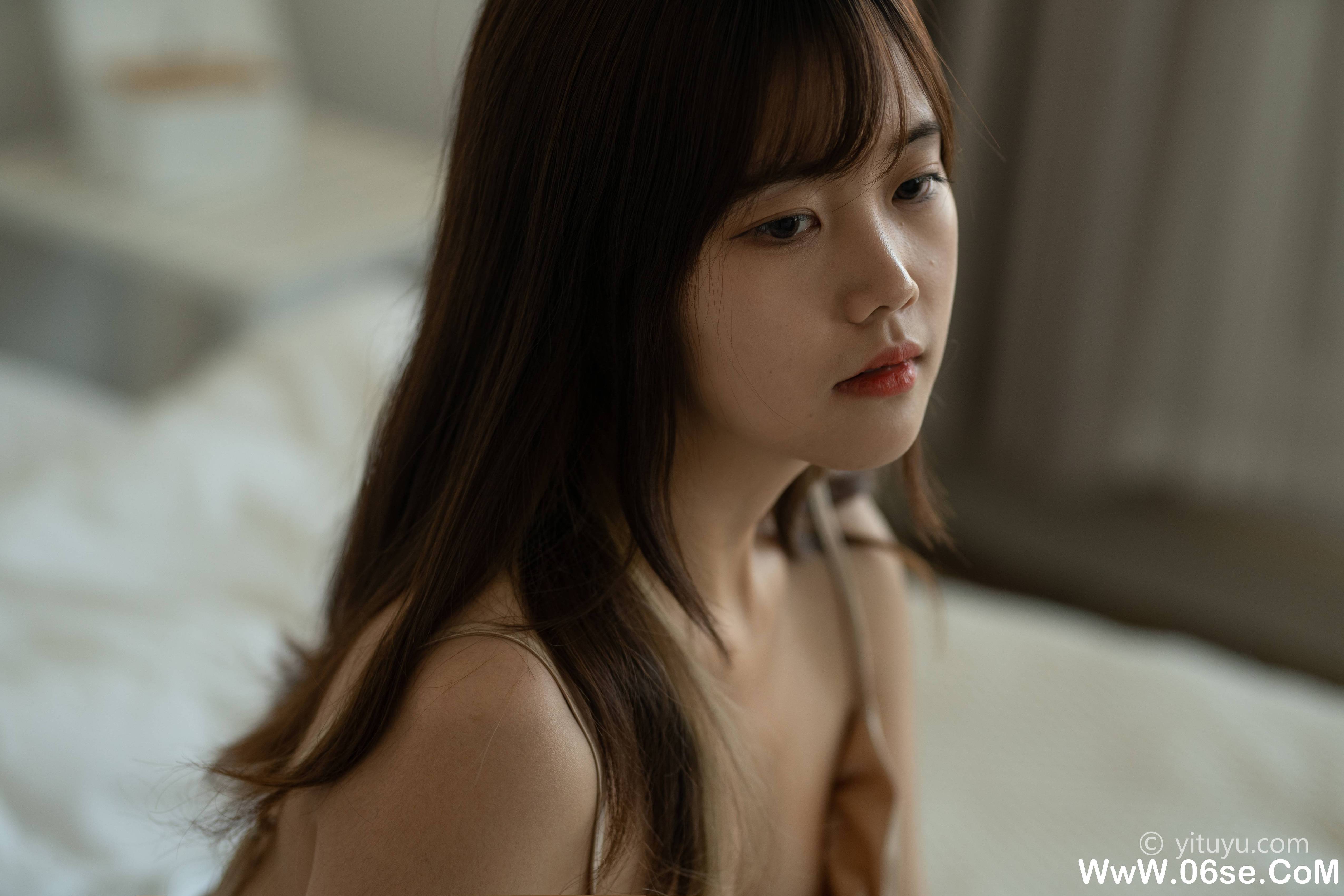 图片[32]-[YITUYU艺图语]2021.06.11 会不会 瑾郁[34P+1V／522MB]-六色网