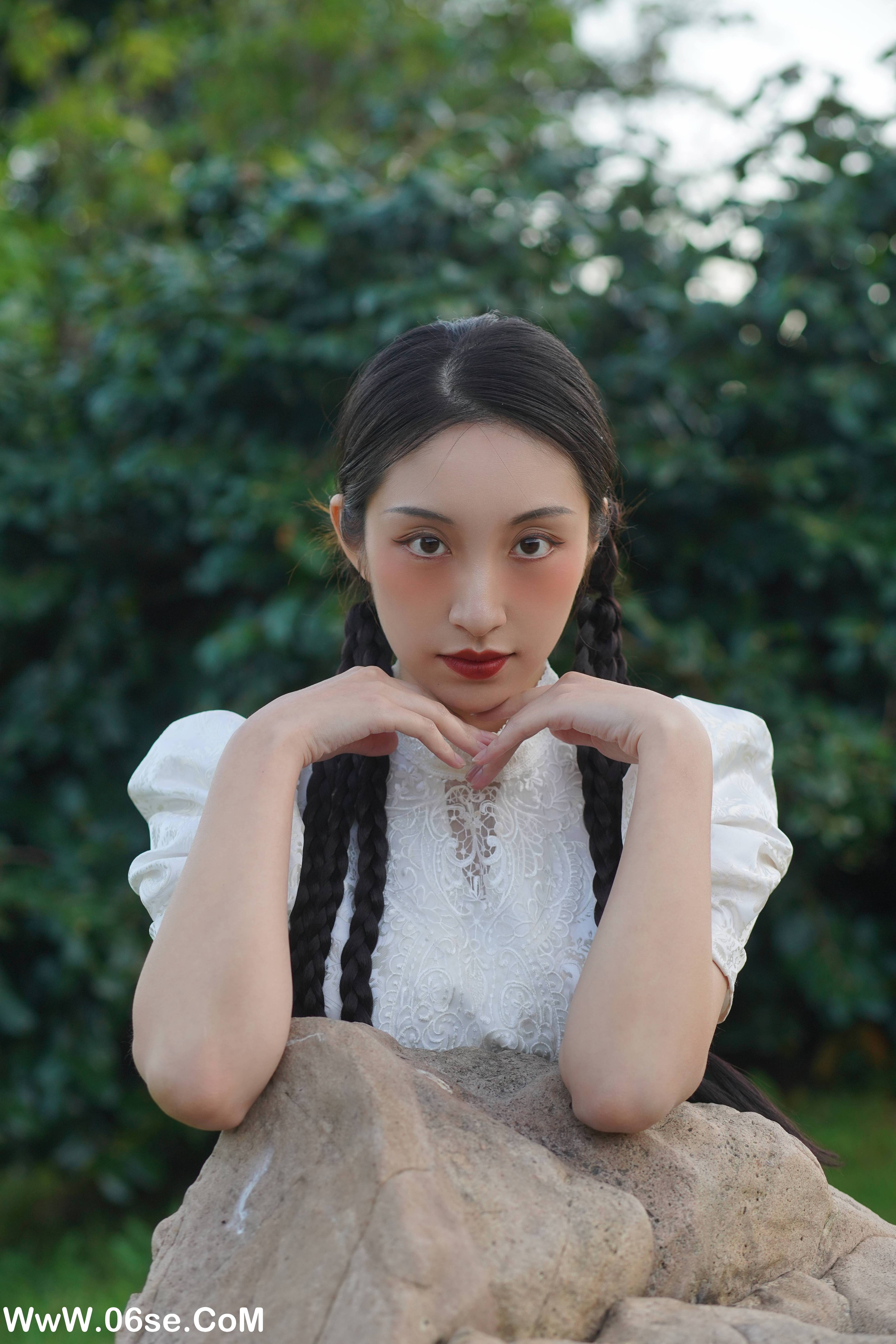 图片[27]-[YITUYU艺图语]2022.10.26 旧人 大眼萌[28+1P／576MB]-六色网
