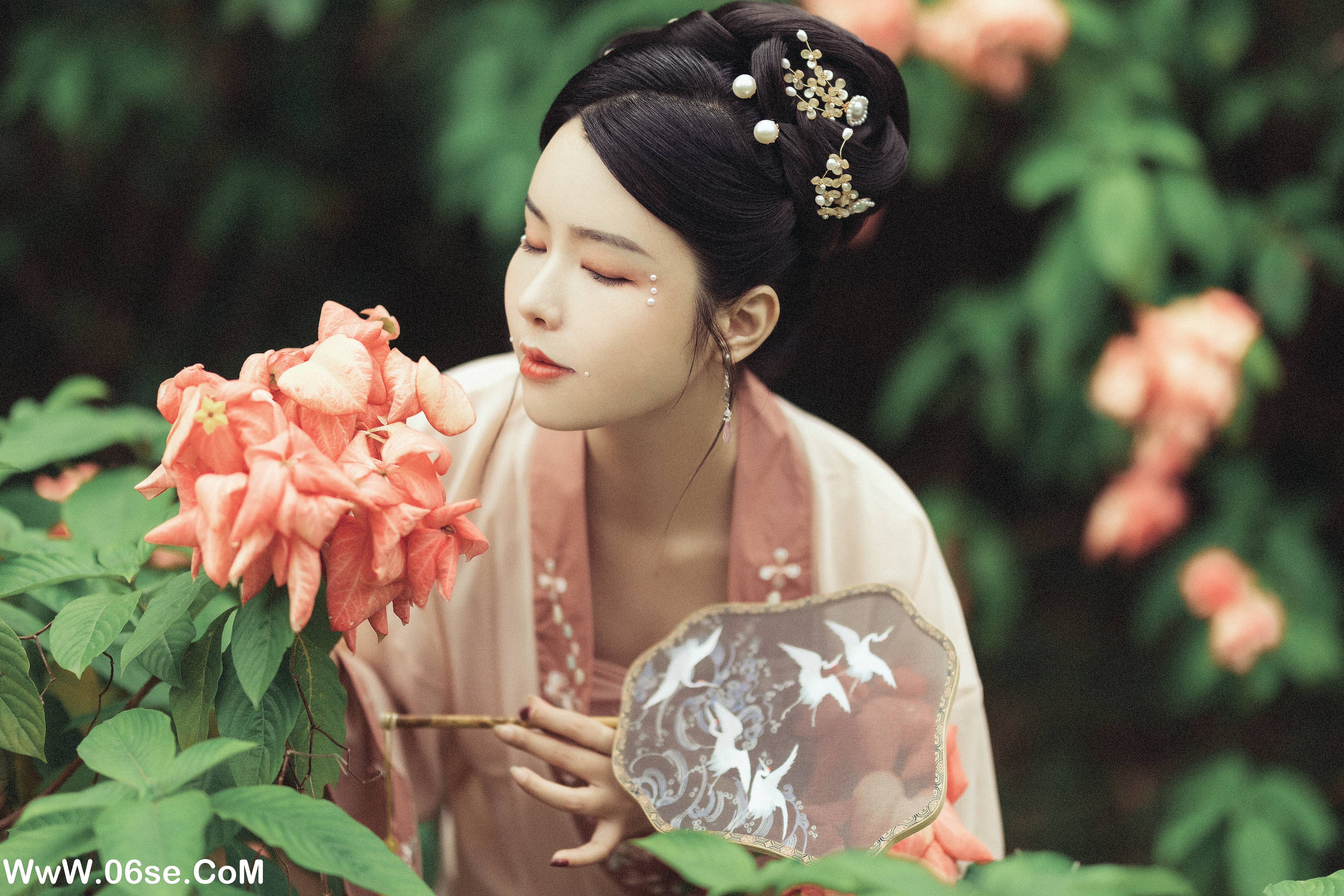 图片[9]-[YITUYU艺图语]2022.01.04 花期不待 三重子[26+1P／579MB]-六色网