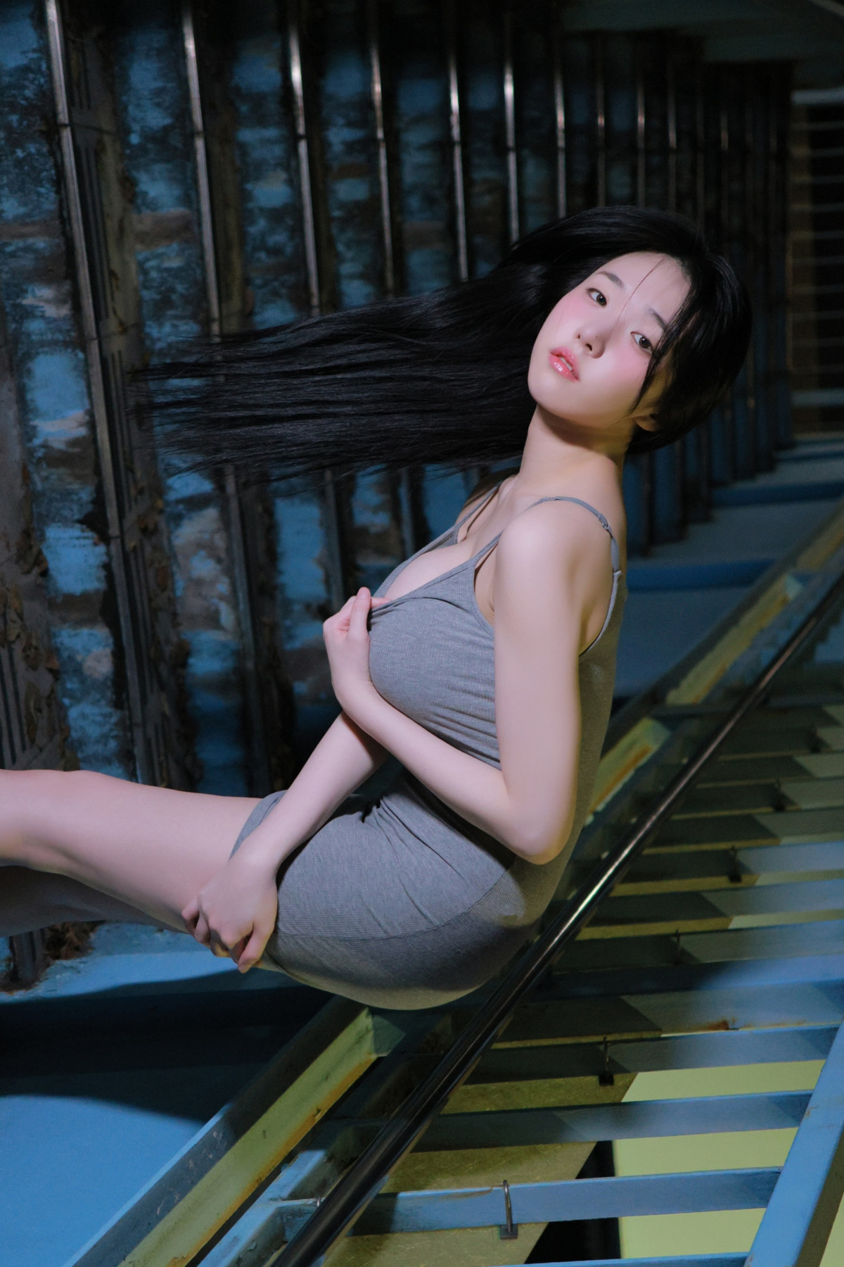 Yeon Woo 연우, Mini Photobook “Vacation” 36